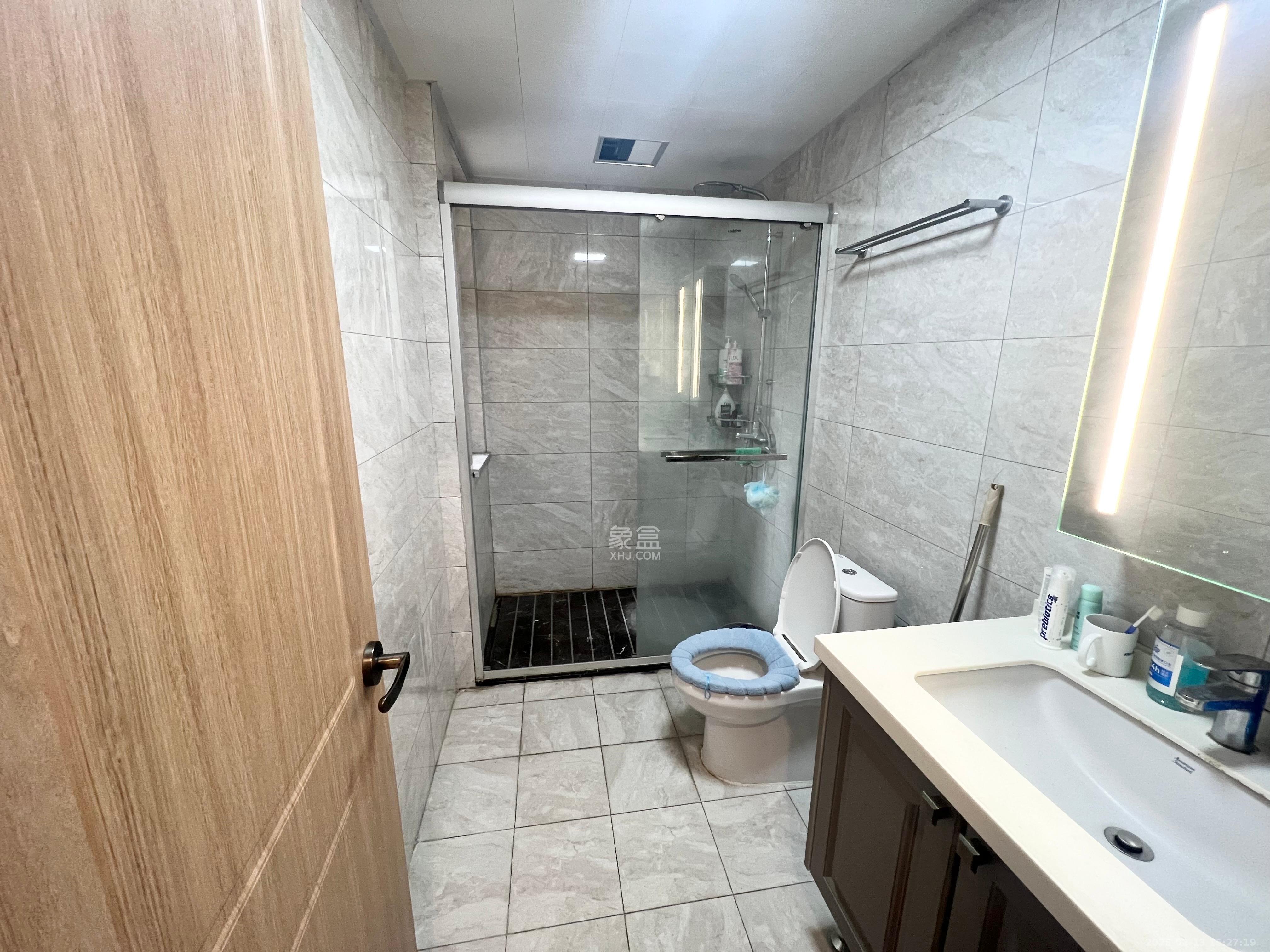 金地中交麓谷香颂(金地中交雅苑) 3室2厅2卫 3000.0元/月 金地中交麓谷香颂(金地中交雅苑) 3室2厅2卫 3000.0元/月室内图