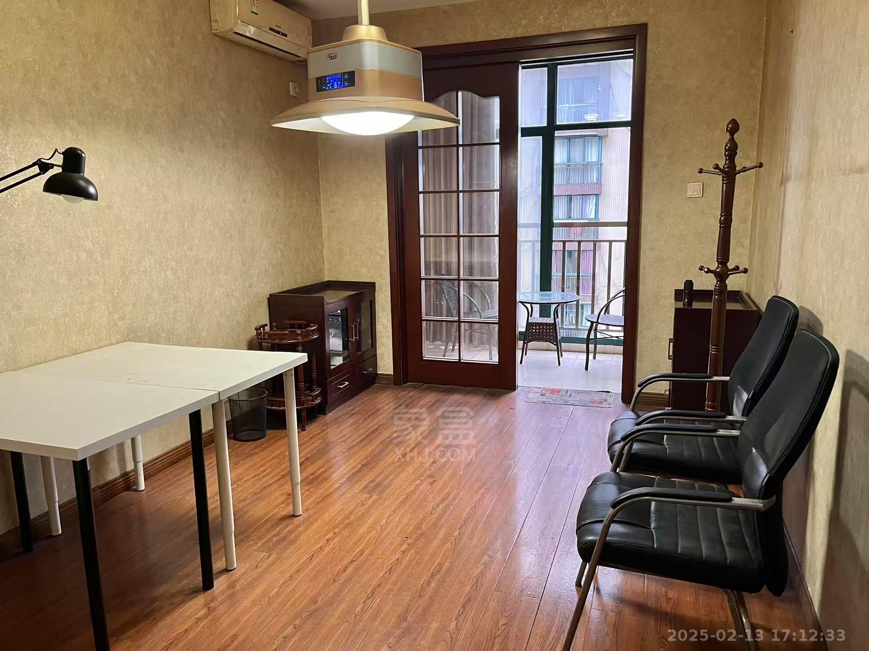 新城首座 3室2厅2卫 2100.0元/月 新城首座 3室2厅2卫 2100.0元/月室内图