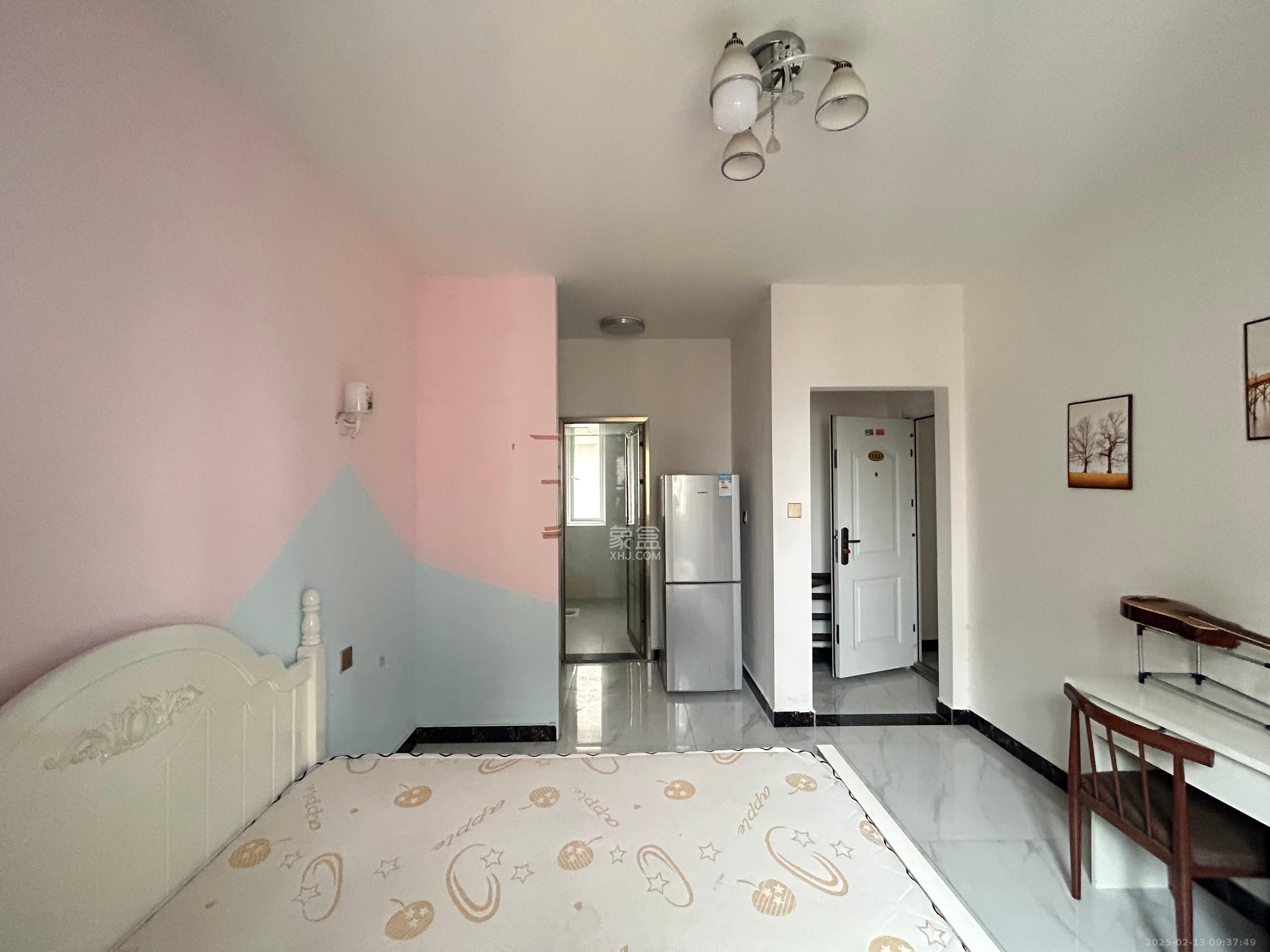 保利香槟国际 1室1厅1卫 1000.0元/月 保利香槟国际 1室1厅1卫 1000.0元/月室内图