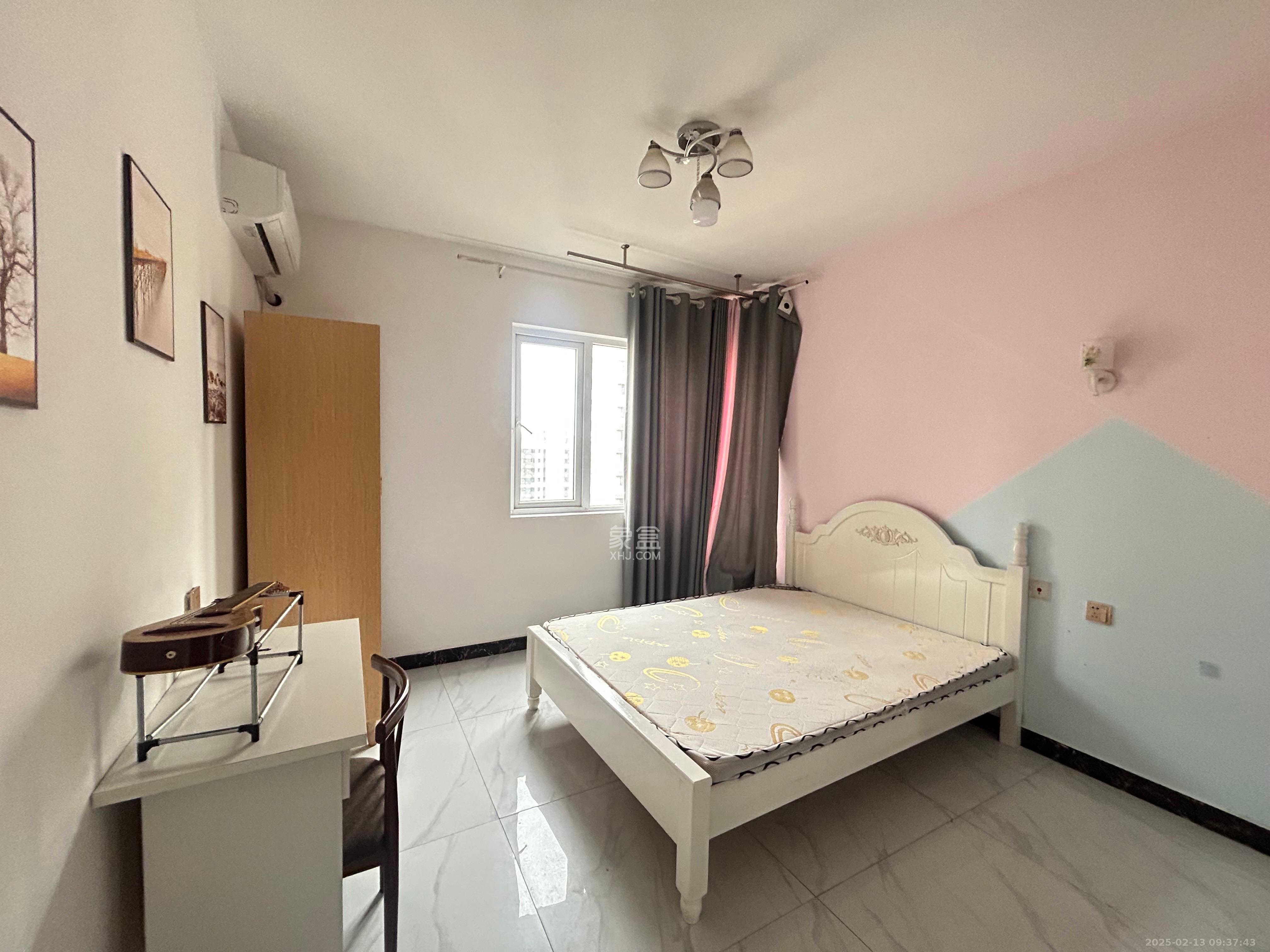 保利香槟国际 1室1厅1卫 1000.0元/月 保利香槟国际 1室1厅1卫 1000.0元/月室内图