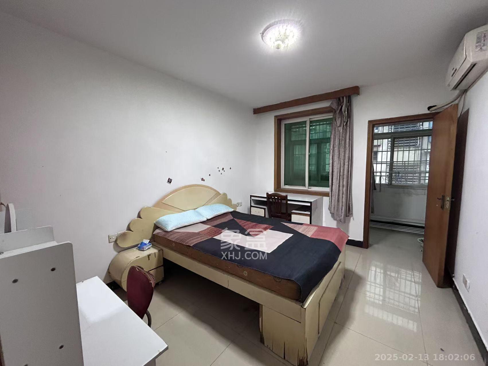 涂家冲社区(涂新小区、农商银行宿舍) 2室1厅1卫 1500.0元/月 涂家冲社区(涂新小区、农商银行宿舍) 2室1厅1卫 1500.0元/月室内图