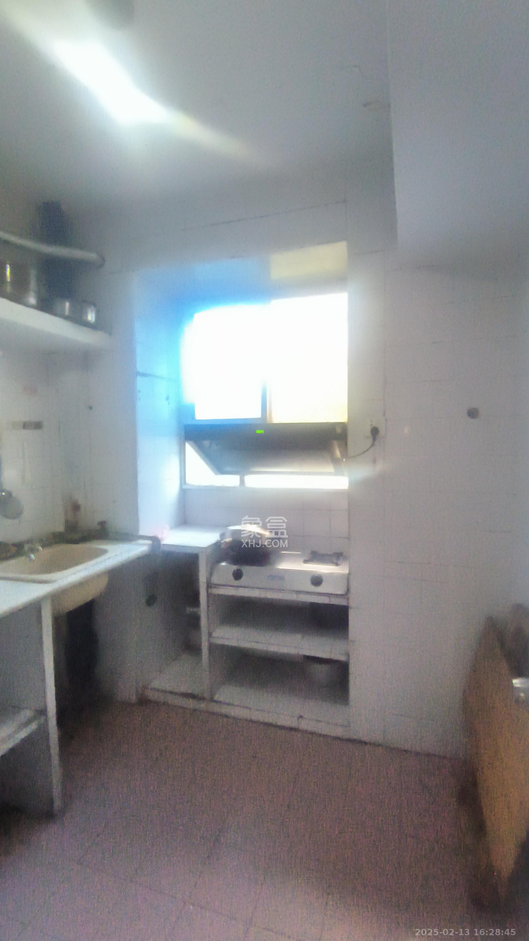 红旗区二片 2室1厅1卫 1500.0元/月 红旗区二片 2室1厅1卫 1500.0元/月室内图