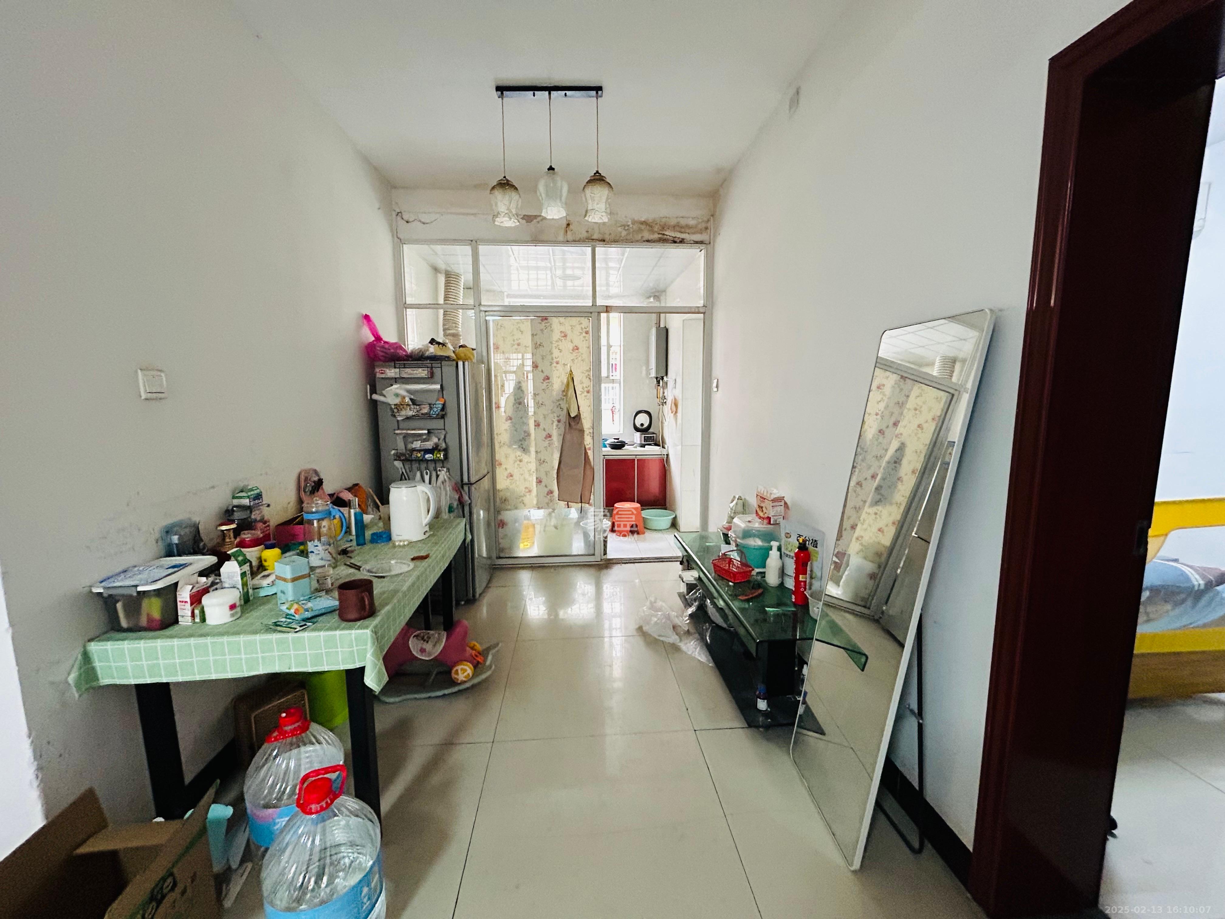 黄泥塘小区  2室1厅1卫    1800.0元/月 黄泥塘小区  2室1厅1卫    1800.0元/月室内图