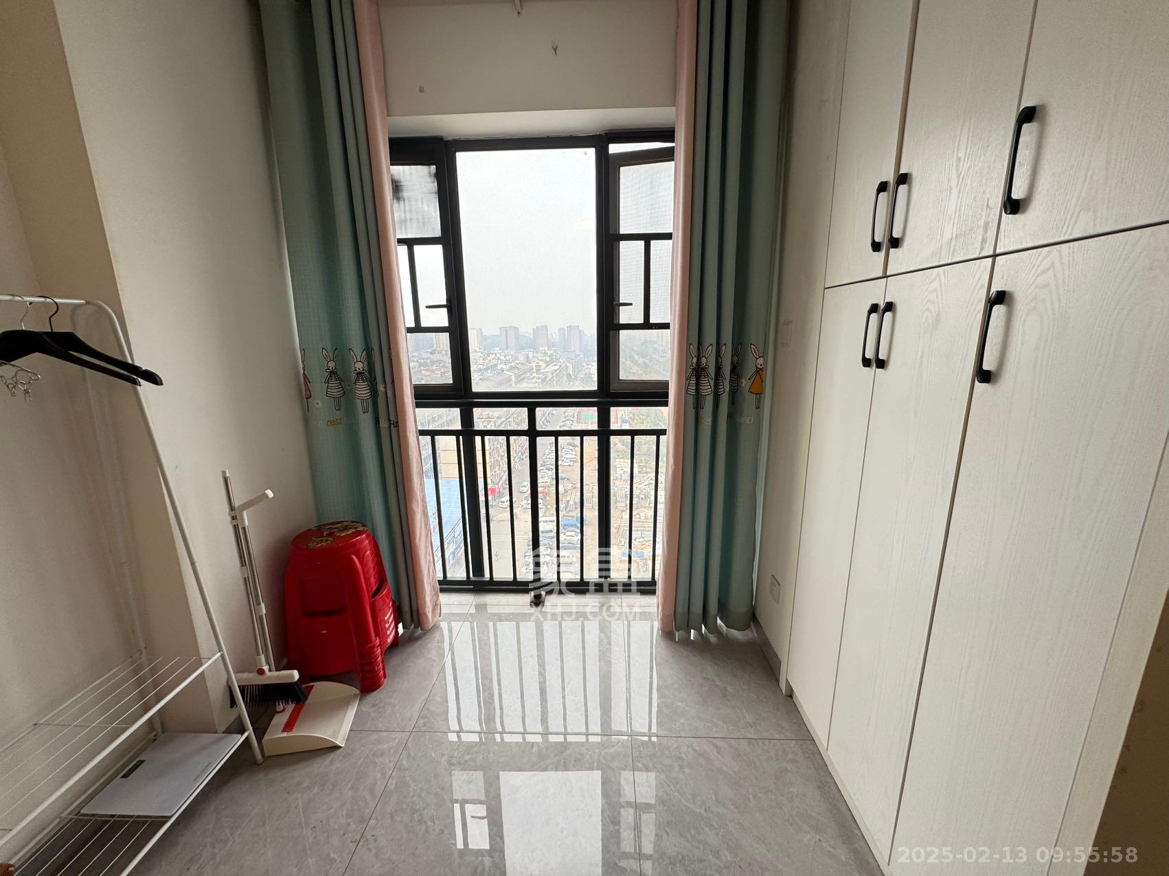 创世纪广场 1室1厅1卫 1500.0元/月 创世纪广场 1室1厅1卫 1500.0元/月室内图