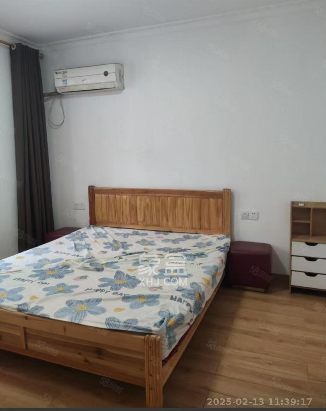 绿地香树花城 2室1厅1卫 1300.0元/月 绿地香树花城 2室1厅1卫 1300.0元/月室内图