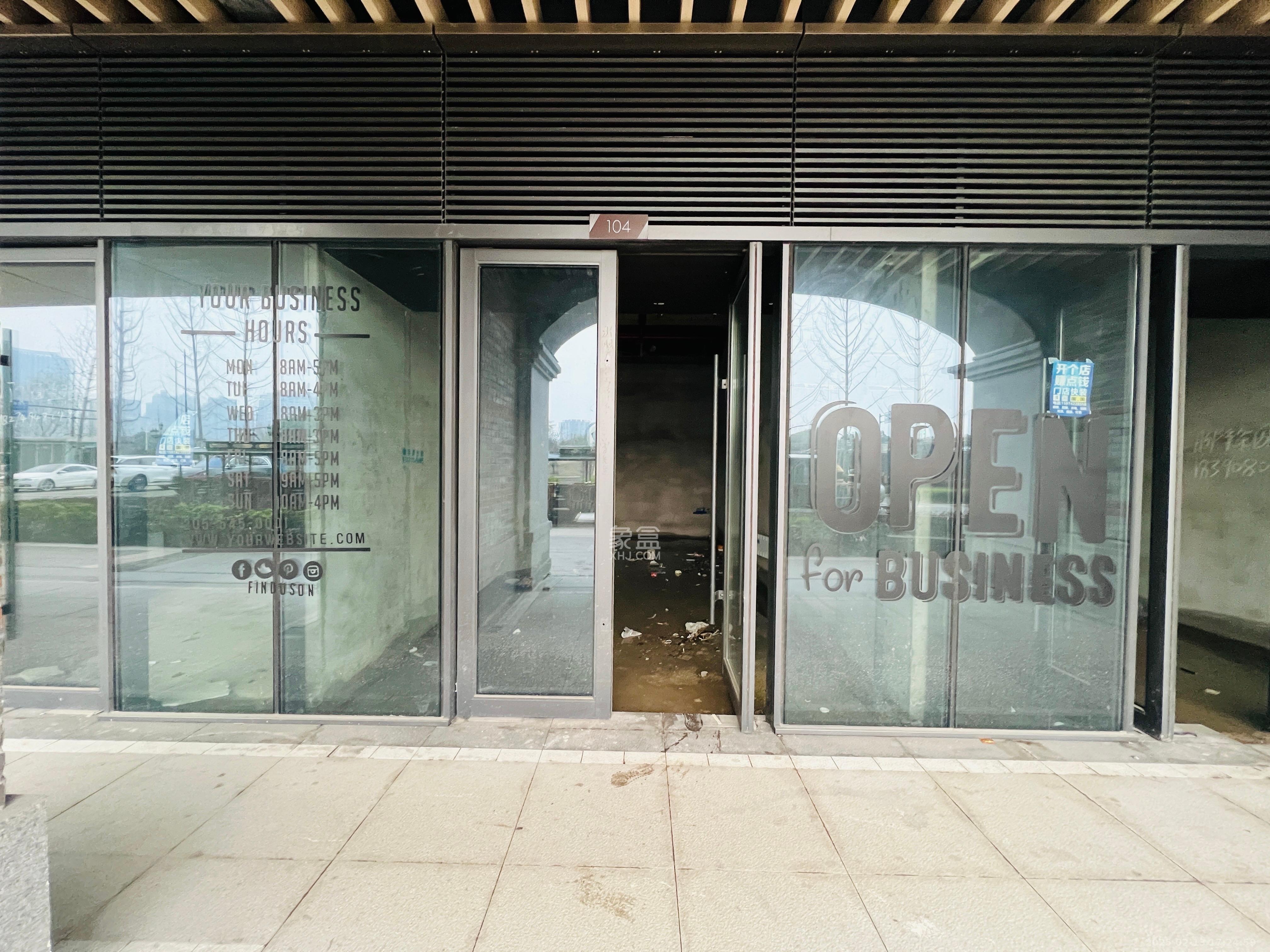 绿地V岛   30.0㎡      3800.0元/月室内图