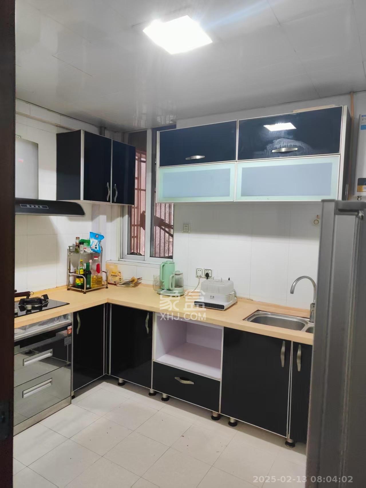 星沙教师公寓 1室2厅2卫 2200.0元/月 星沙教师公寓 1室2厅2卫 2200.0元/月室内图