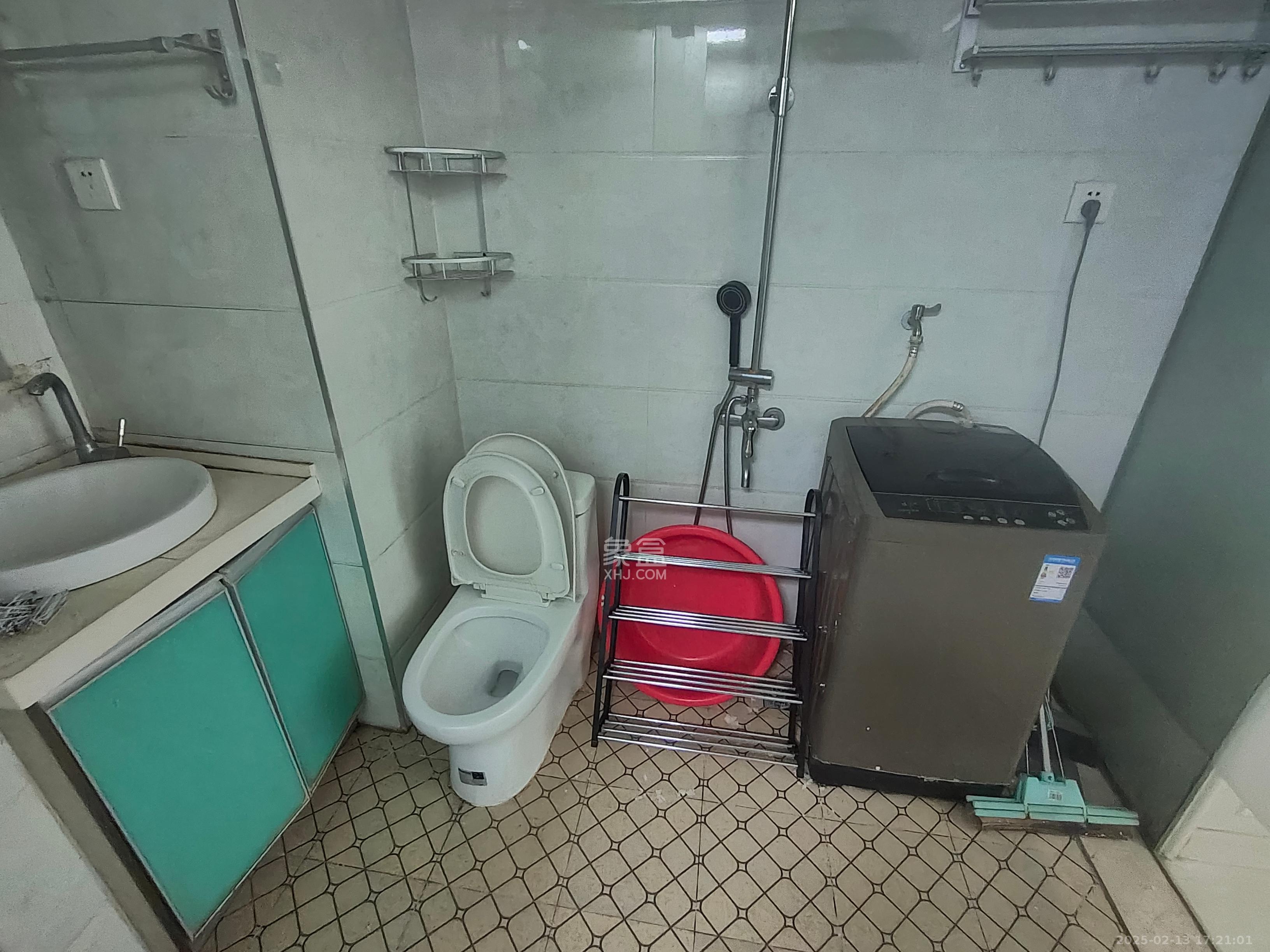 新长海广场 1室1厅1卫 1100.0元/月 新长海广场 1室1厅1卫 1100.0元/月室内图