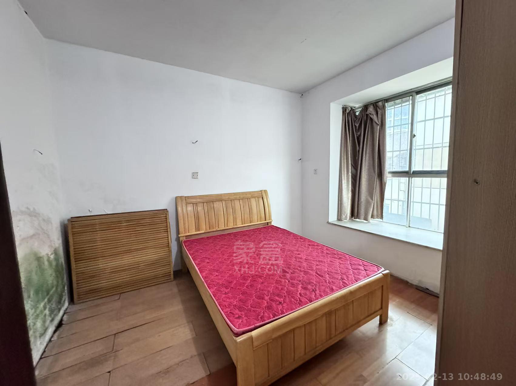 华茂商厦 3室2厅2卫 1800.0元/月 华茂商厦 3室2厅2卫 1800.0元/月室内图