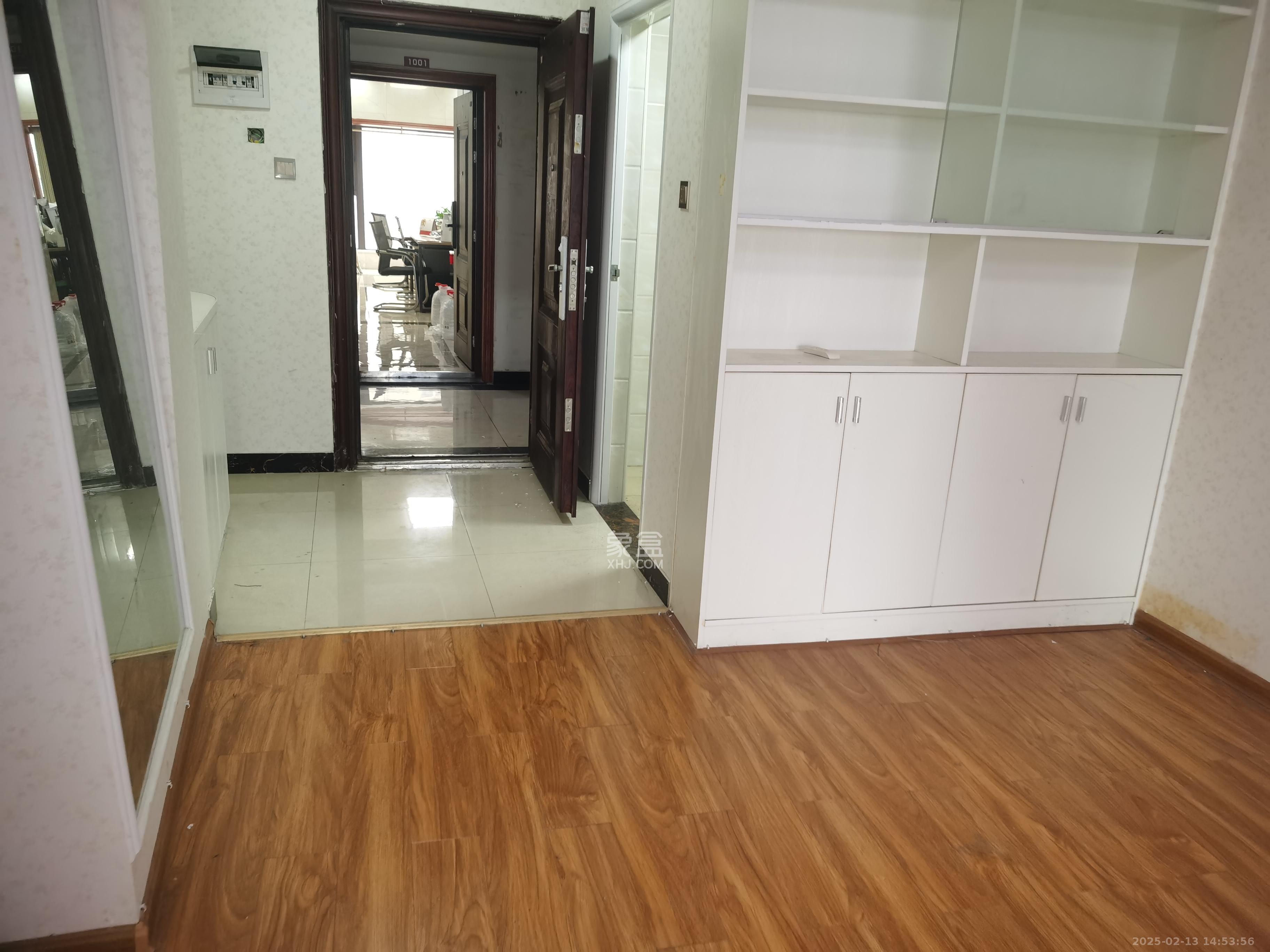 高升时代广场(冠铭商务中心)  1室0厅0卫    1500.0元/月 高升时代广场(冠铭商务中心)  1室0厅0卫    1500.0元/月室内图