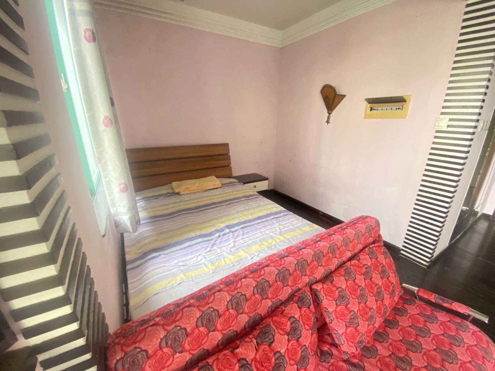 金外滩  1室1厅1卫    67.0万 金外滩  1室1厅1卫    67.0万室内图