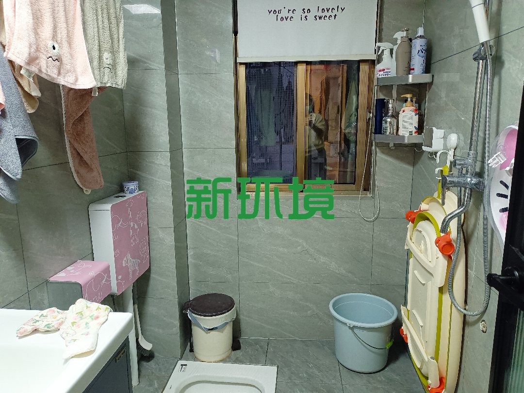 西溪美景  1室0厅0卫   61.80万客厅