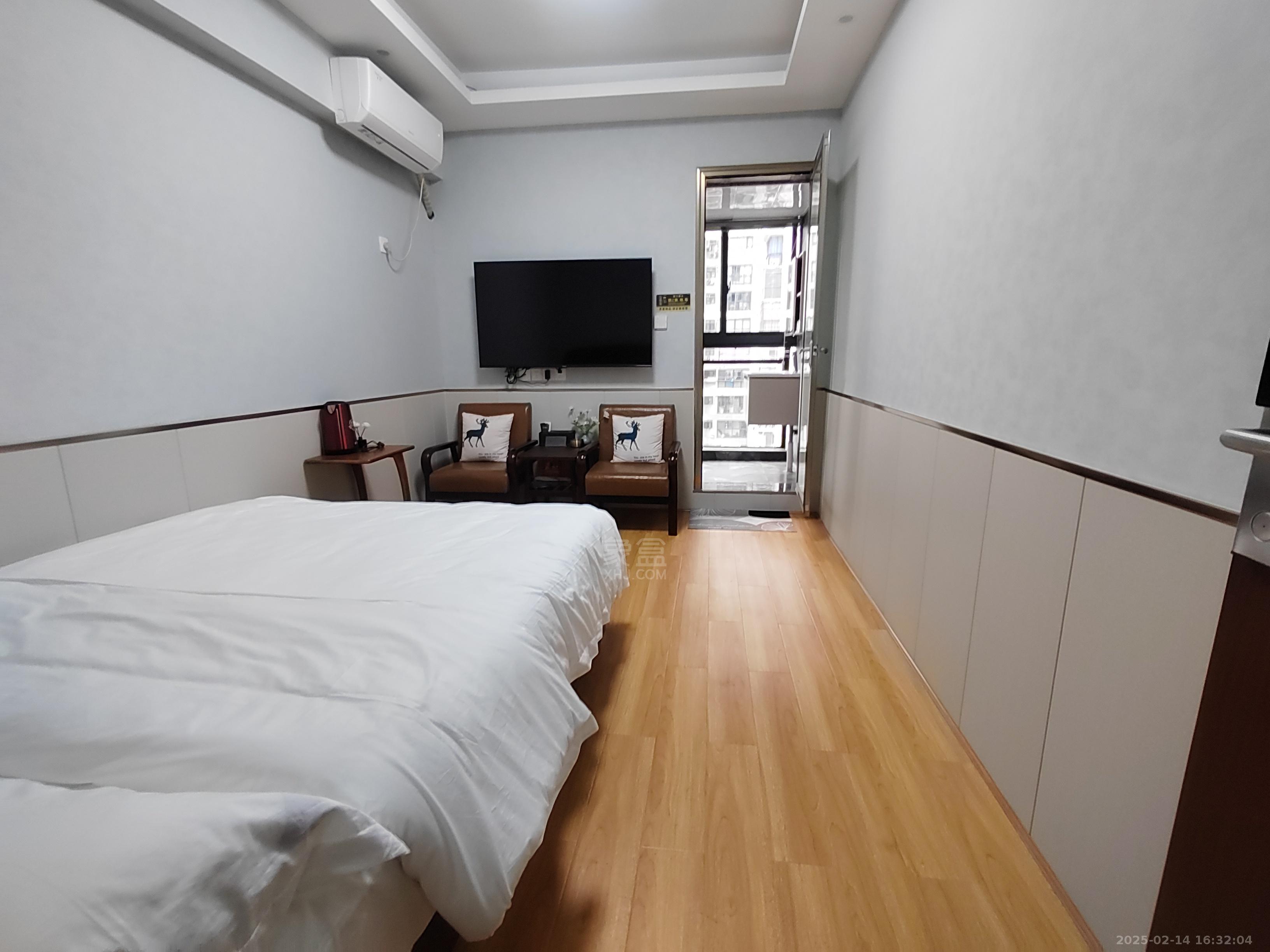 大汉希尔顿 5室1厅1卫 7000.0元/月 大汉希尔顿 5室1厅1卫 7000.0元/月室内图