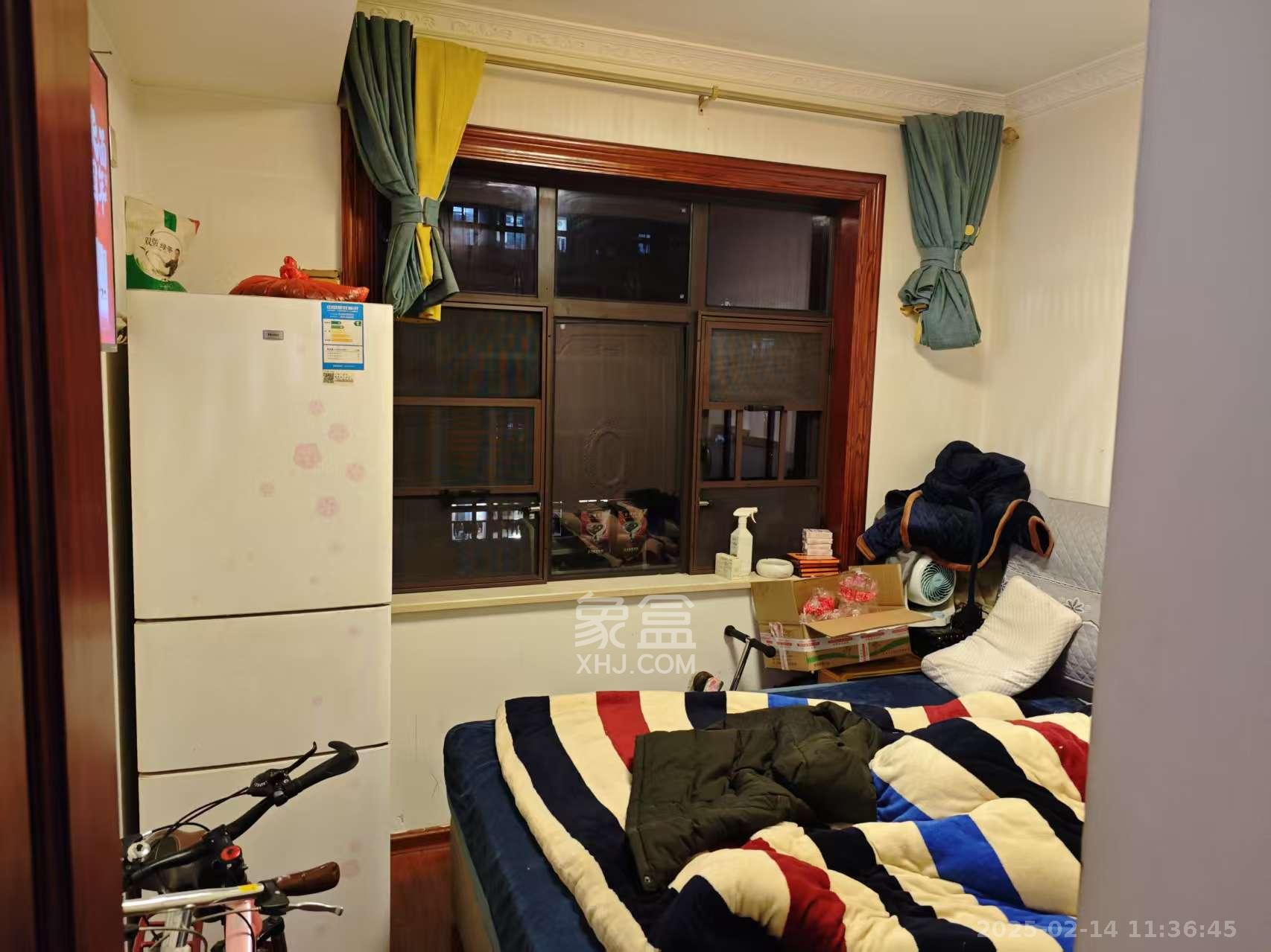 盛隆佳园 4室2厅2卫 4000.0元/月 盛隆佳园 4室2厅2卫 4000.0元/月室内图