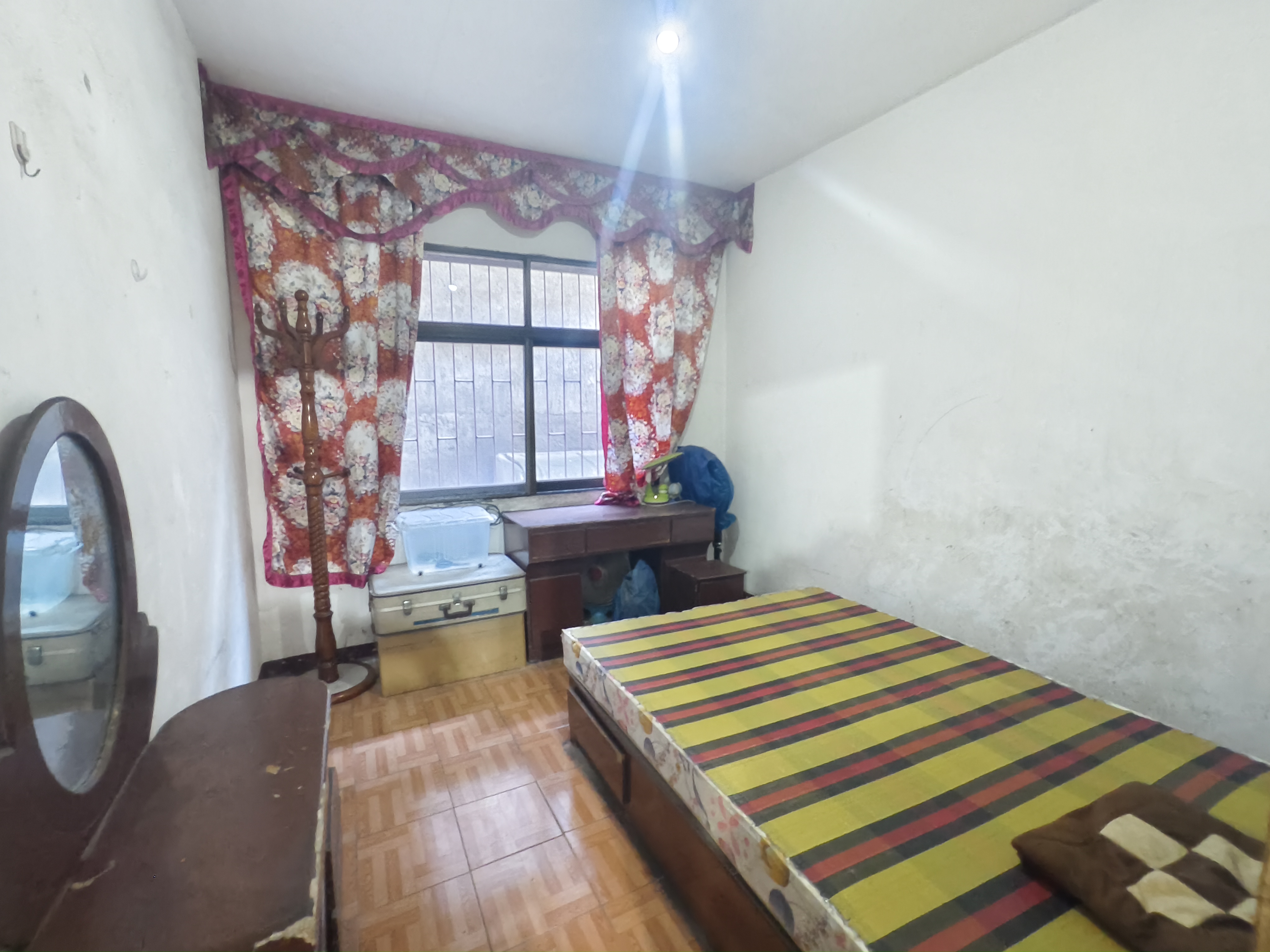 万富街 3室2厅1卫 18.8万 万富街 3室2厅1卫 18.8万客厅