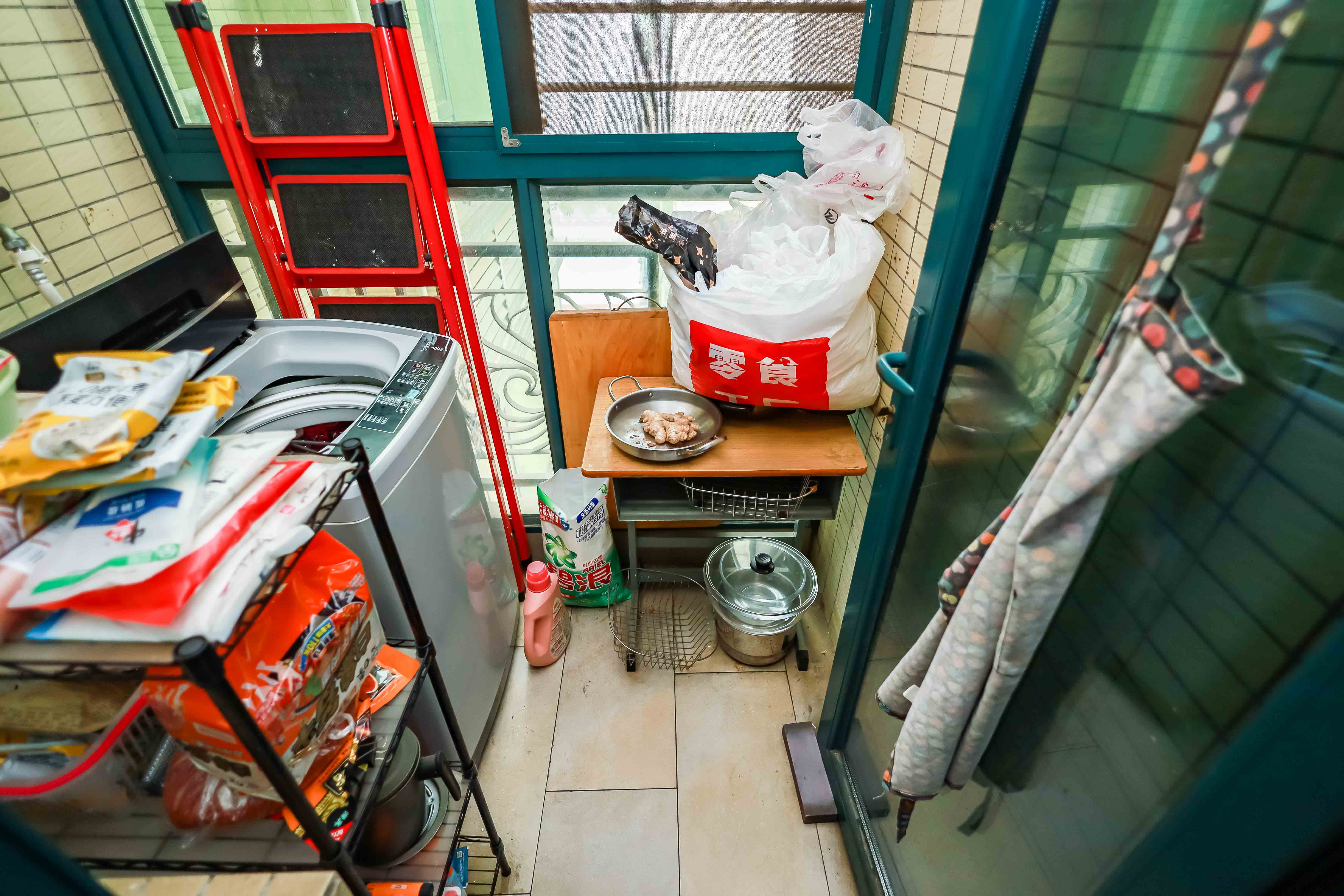 恒大华府  2室2厅1卫   118.00万阳台