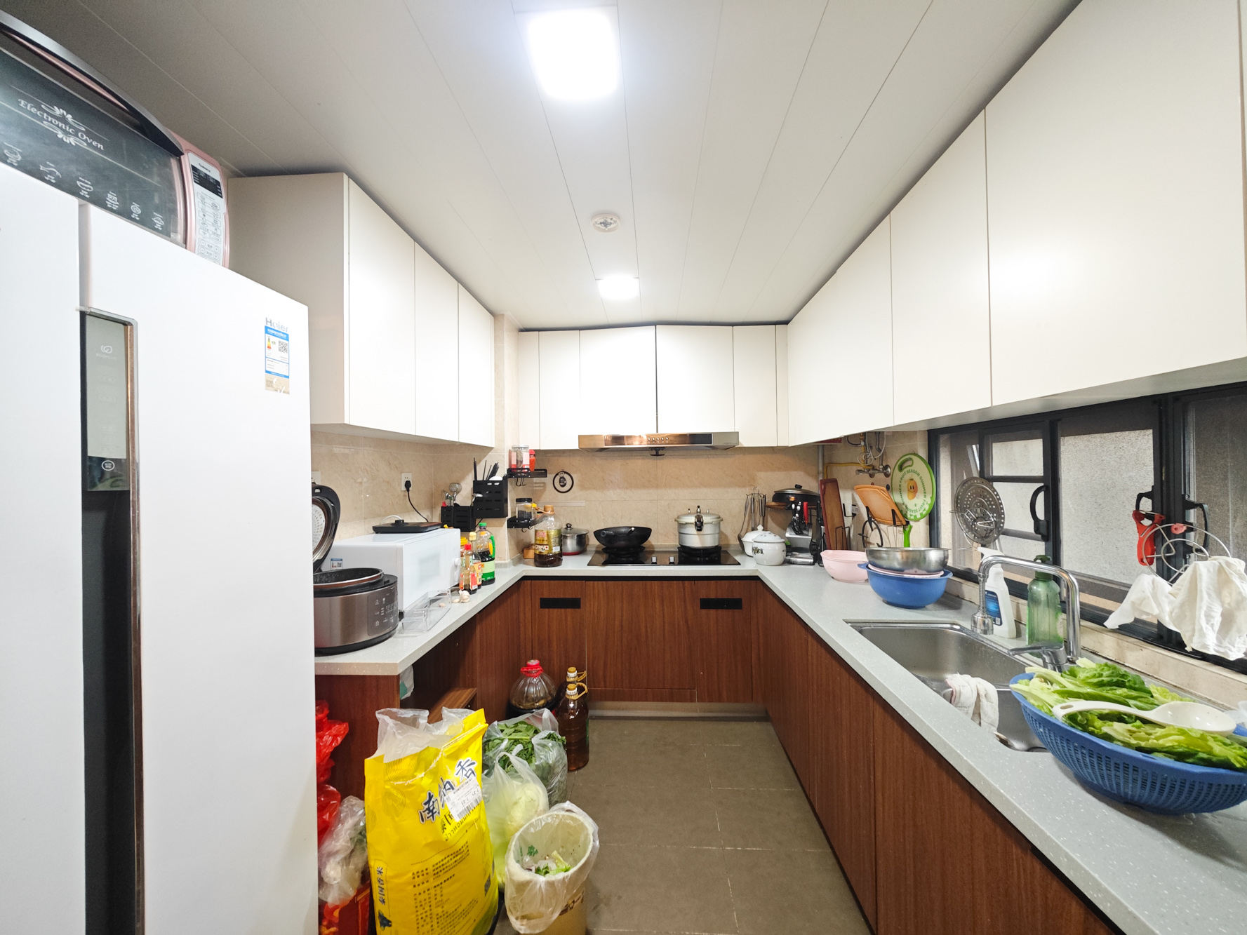 万科魅力之城 4室2厅2卫 132.0万 万科魅力之城 4室2厅2卫 132.0万厨房