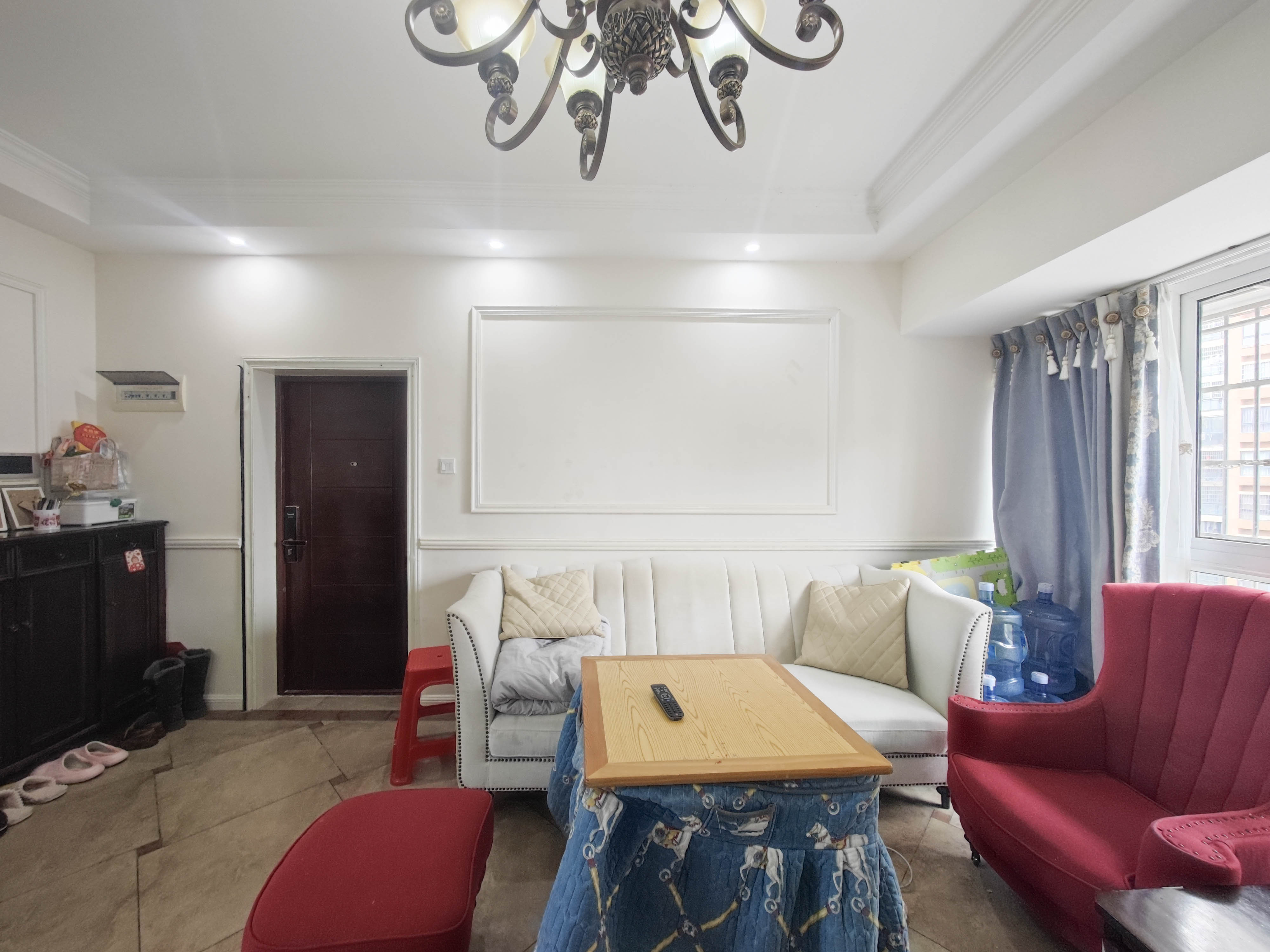 湘府十城(汇财御景湾新寓,汇财国际)  3室2厅1卫    80.0万 湘府十城(汇财御景湾新寓,汇财国际)  3室2厅1卫    80.0万客厅