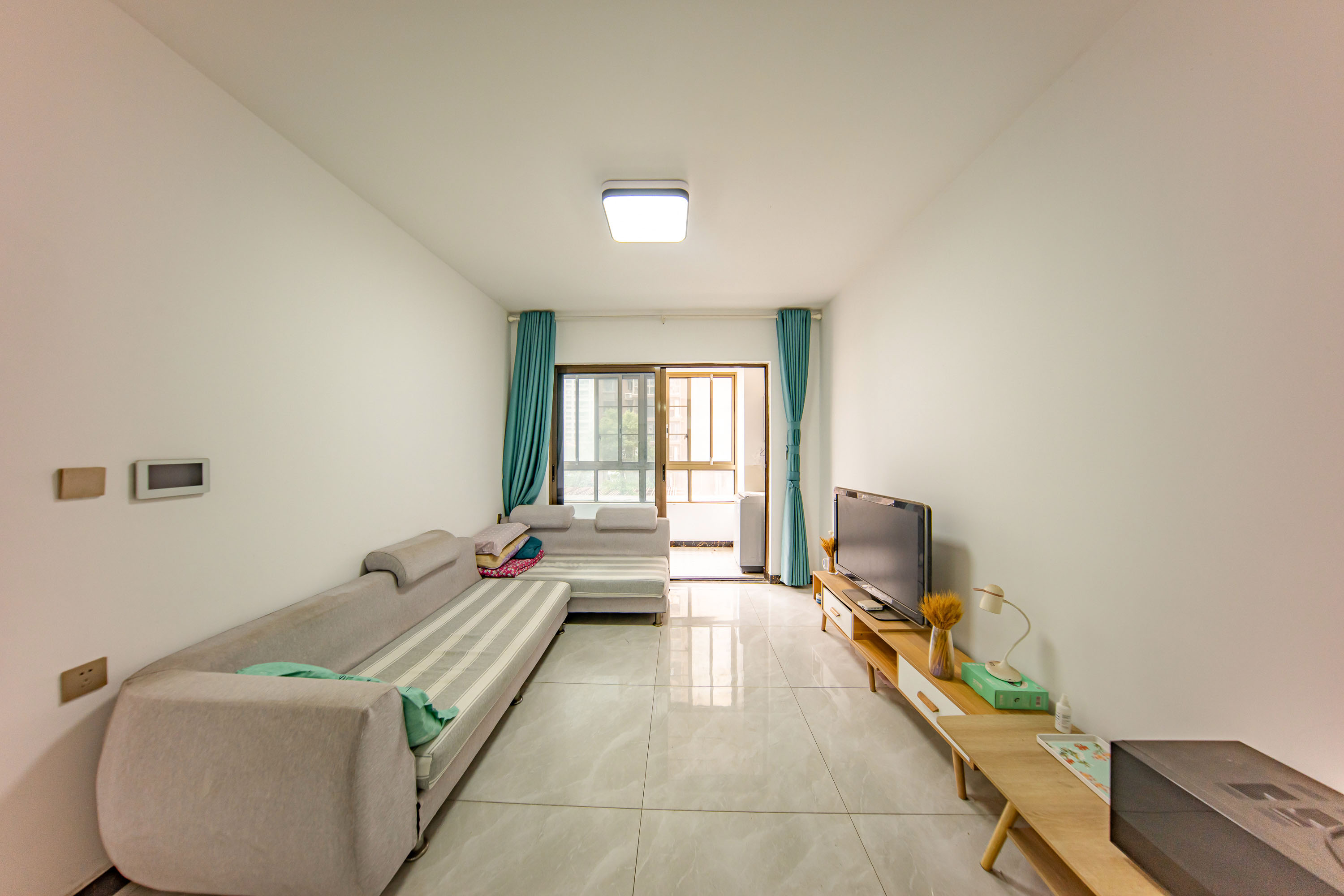 江山帝景哈佛 2室2厅1卫 82.0万 江山帝景哈佛 2室2厅1卫 82.0万客厅