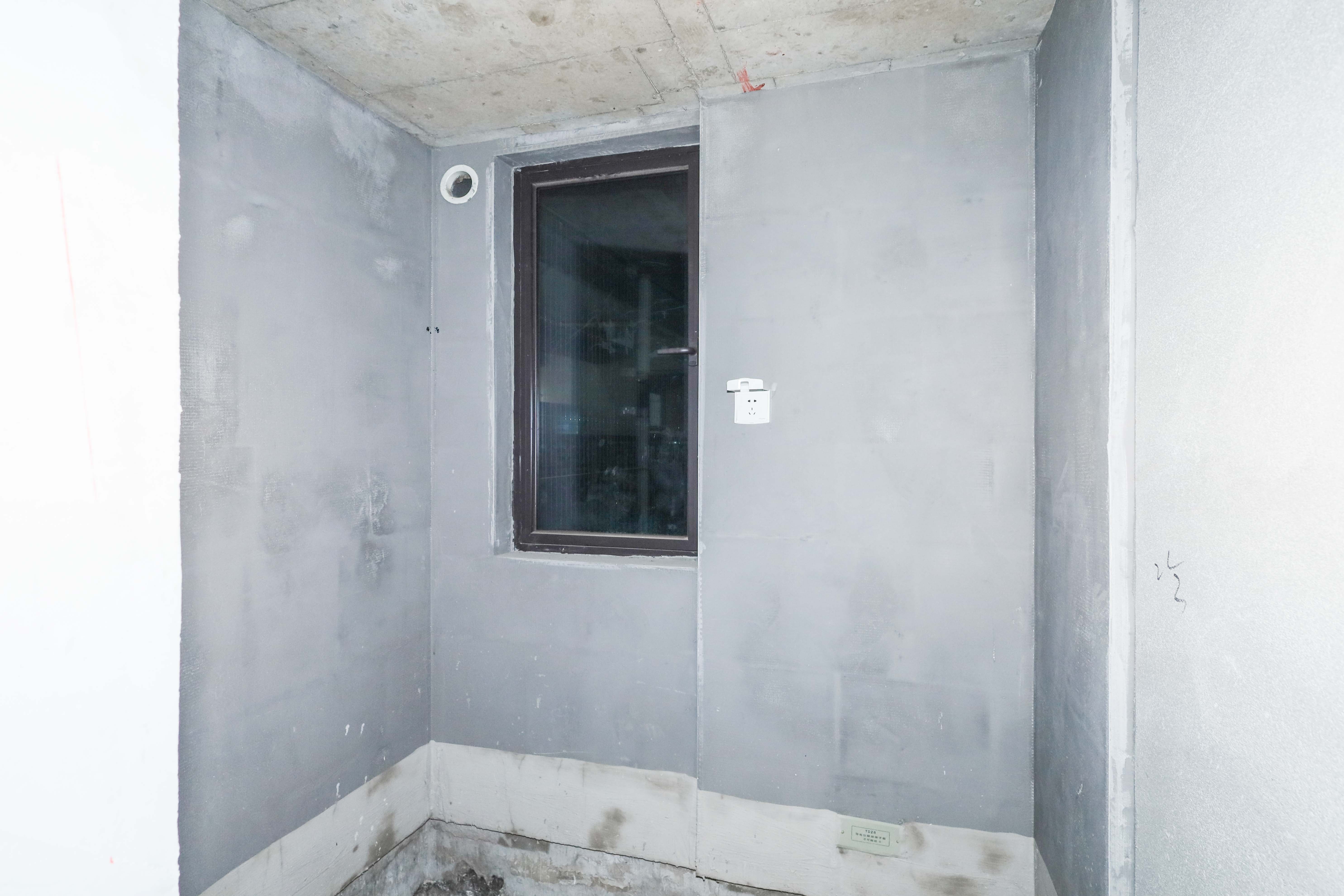 建发央著  4室2厅2卫   167.00万卫生间