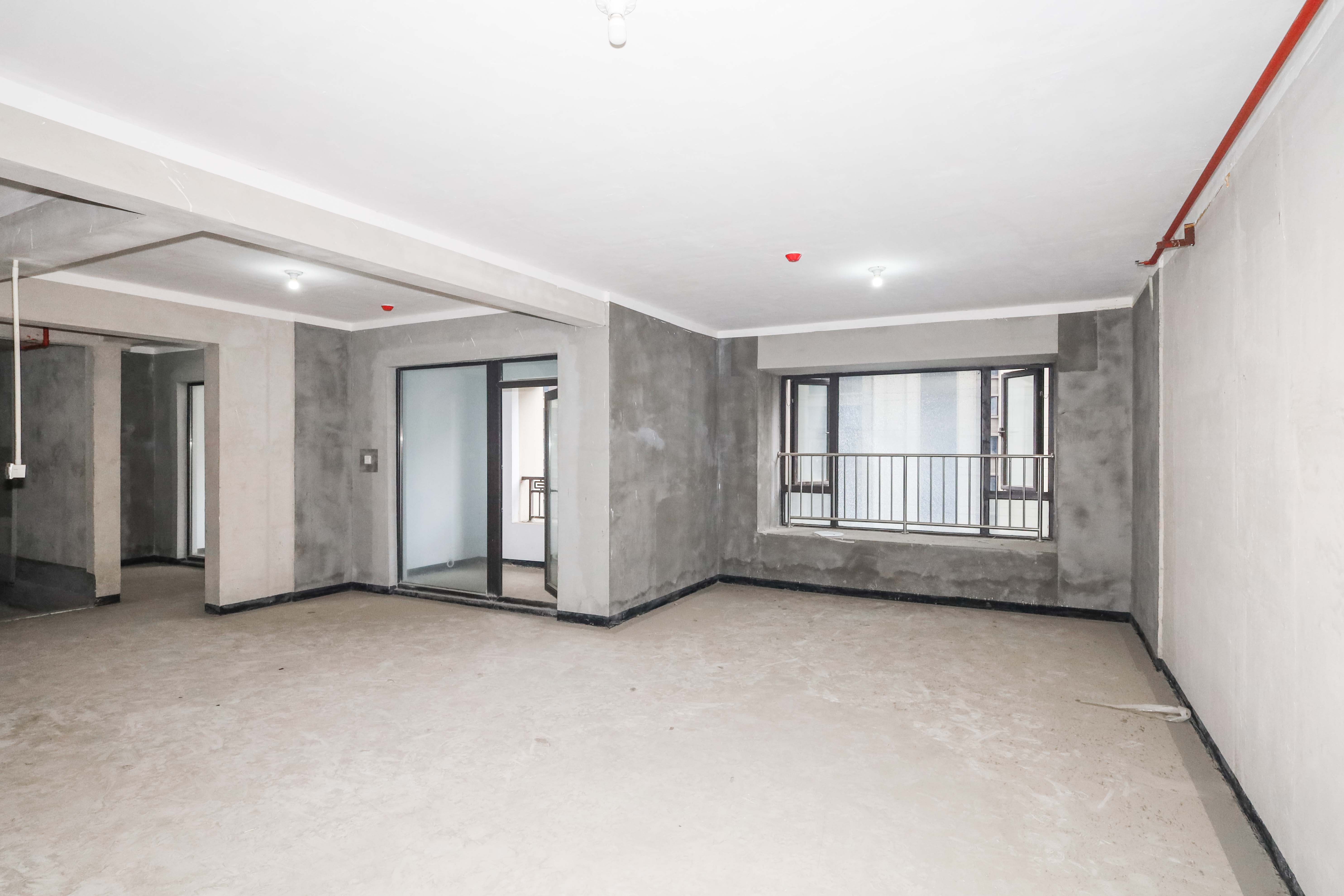 建发央著  4室2厅2卫   200.00万