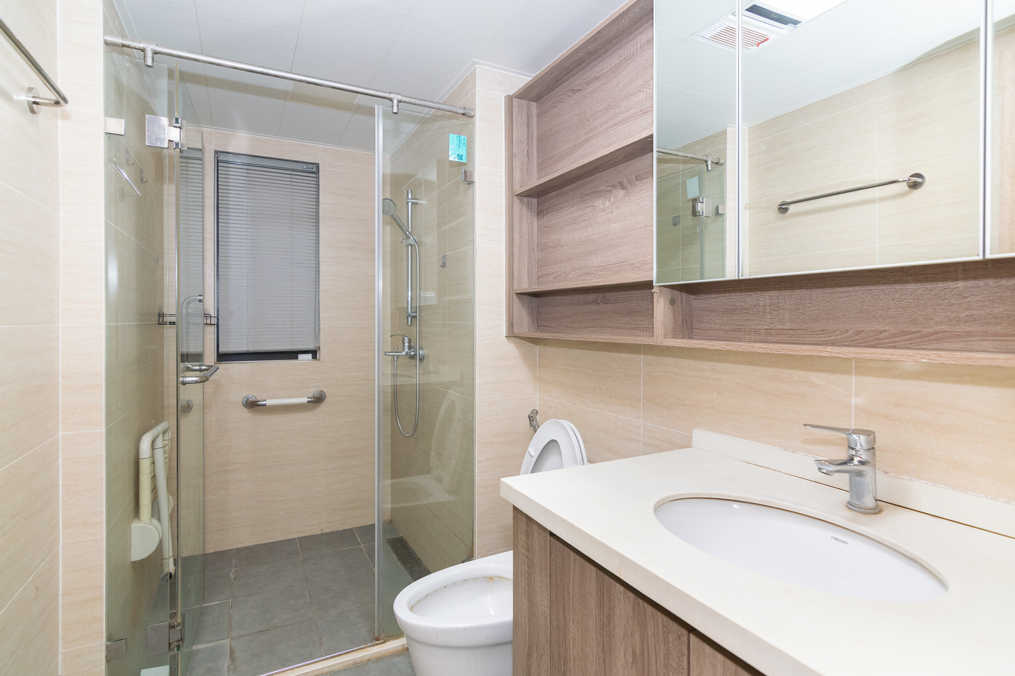 美的翰城 3室2厅1卫 57.9万 美的翰城 3室2厅1卫 57.9万卫生间