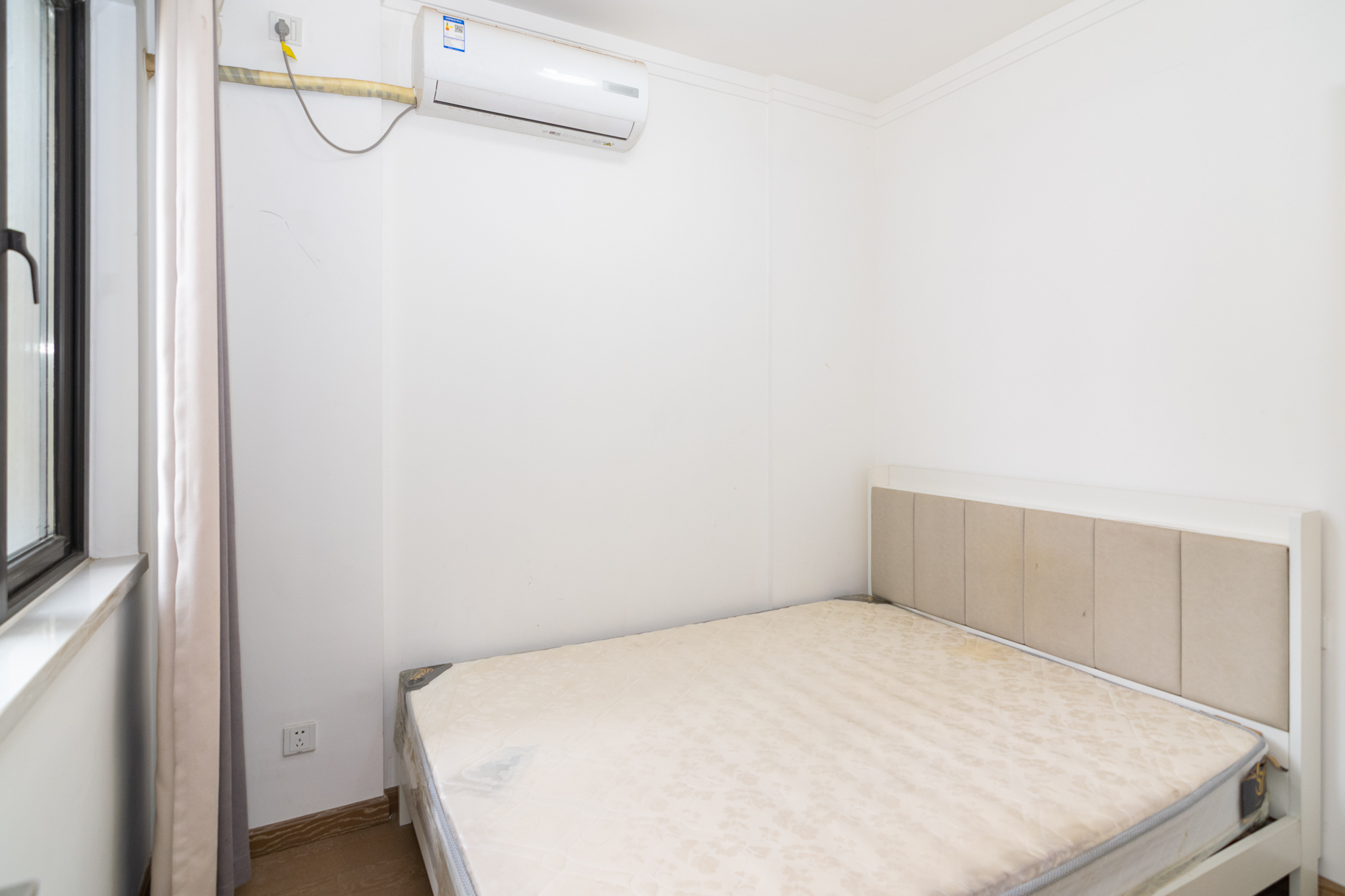 美的翰城 3室2厅1卫 57.9万 美的翰城 3室2厅1卫 57.9万卧室