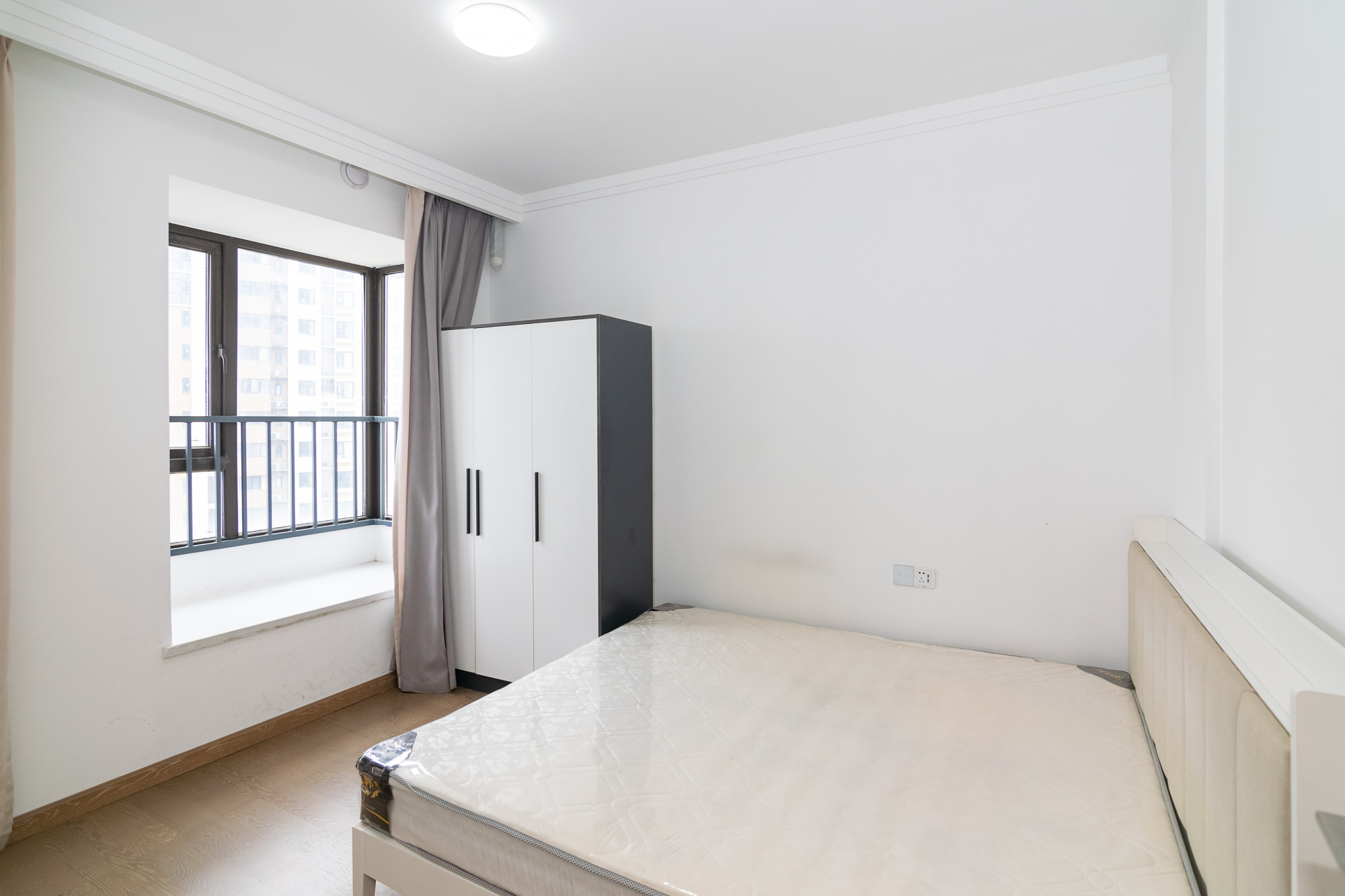 美的翰城 3室2厅1卫 57.9万 美的翰城 3室2厅1卫 57.9万卧室