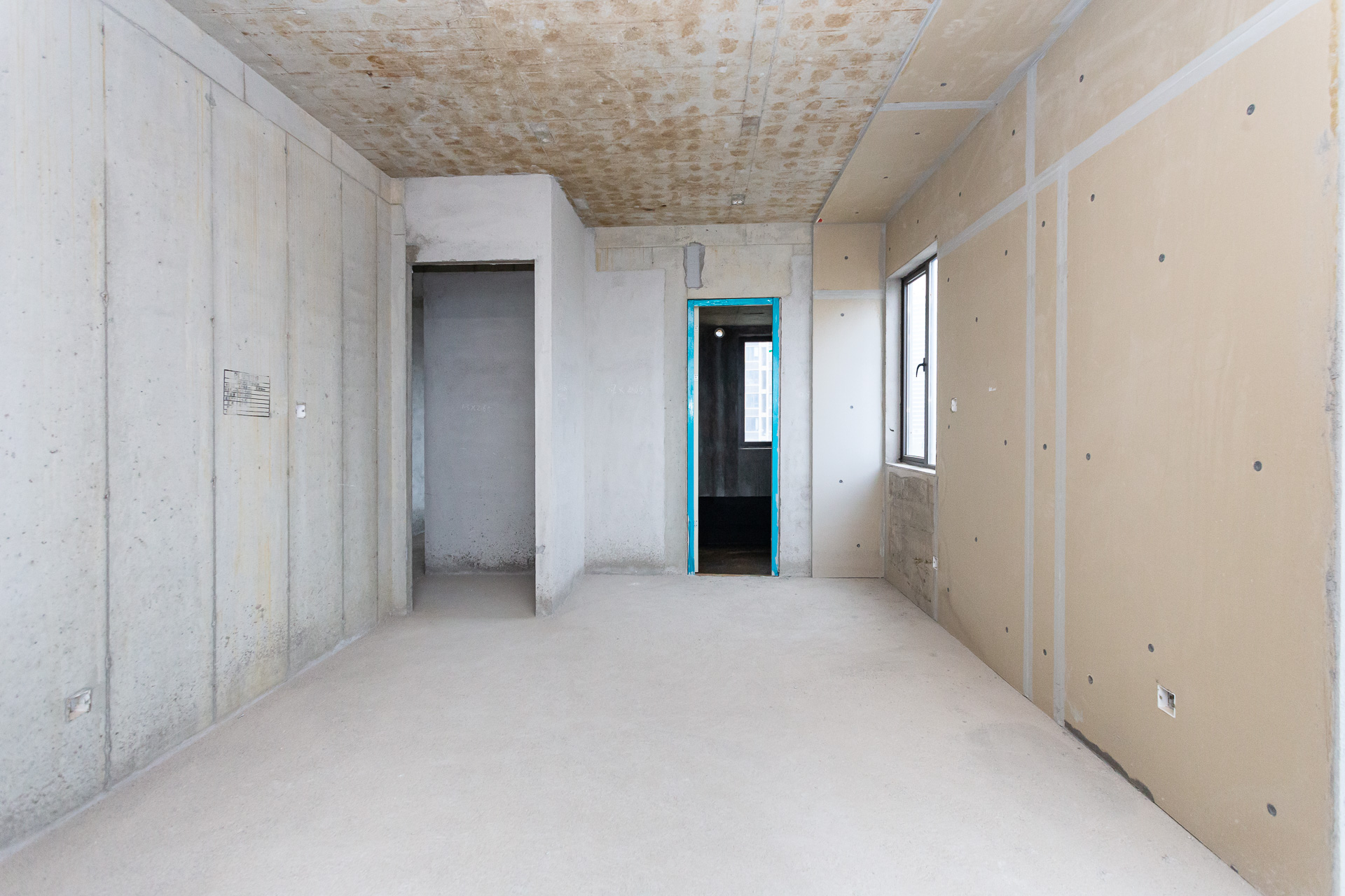 润和湘江天地E区 4室2厅2卫 235.0万 润和湘江天地E区 4室2厅2卫 235.0万卧室