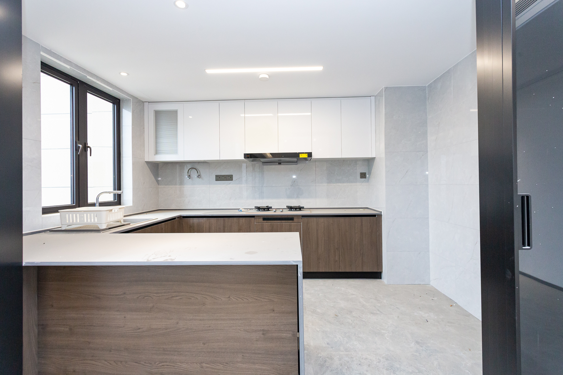 万科滨河道 4室2厅3卫 175.0万 万科滨河道 4室2厅3卫 175.0万厨房