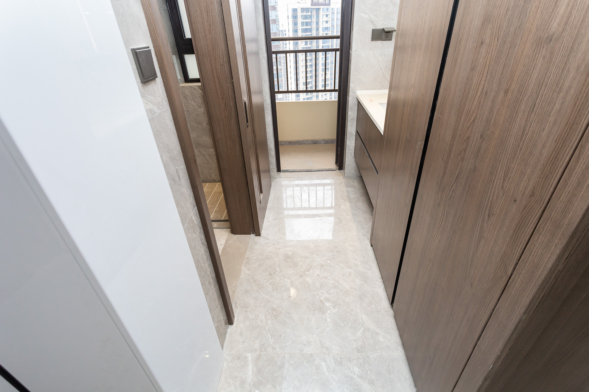 万科滨河道 4室2厅3卫 175.0万 万科滨河道 4室2厅3卫 175.0万卫生间