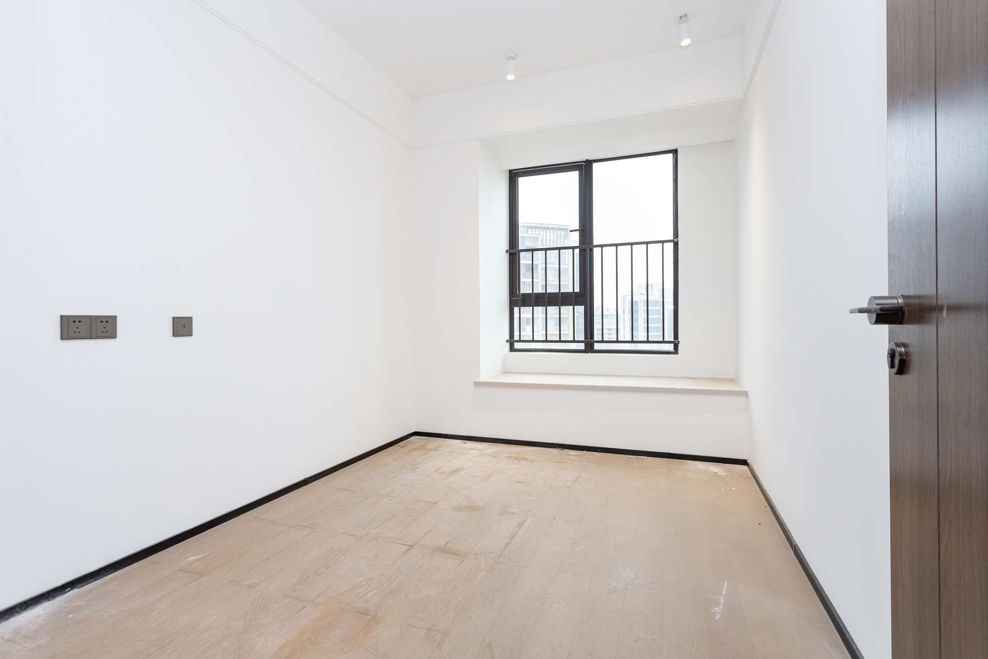 万科滨河道 4室2厅3卫 175.0万 万科滨河道 4室2厅3卫 175.0万卧室