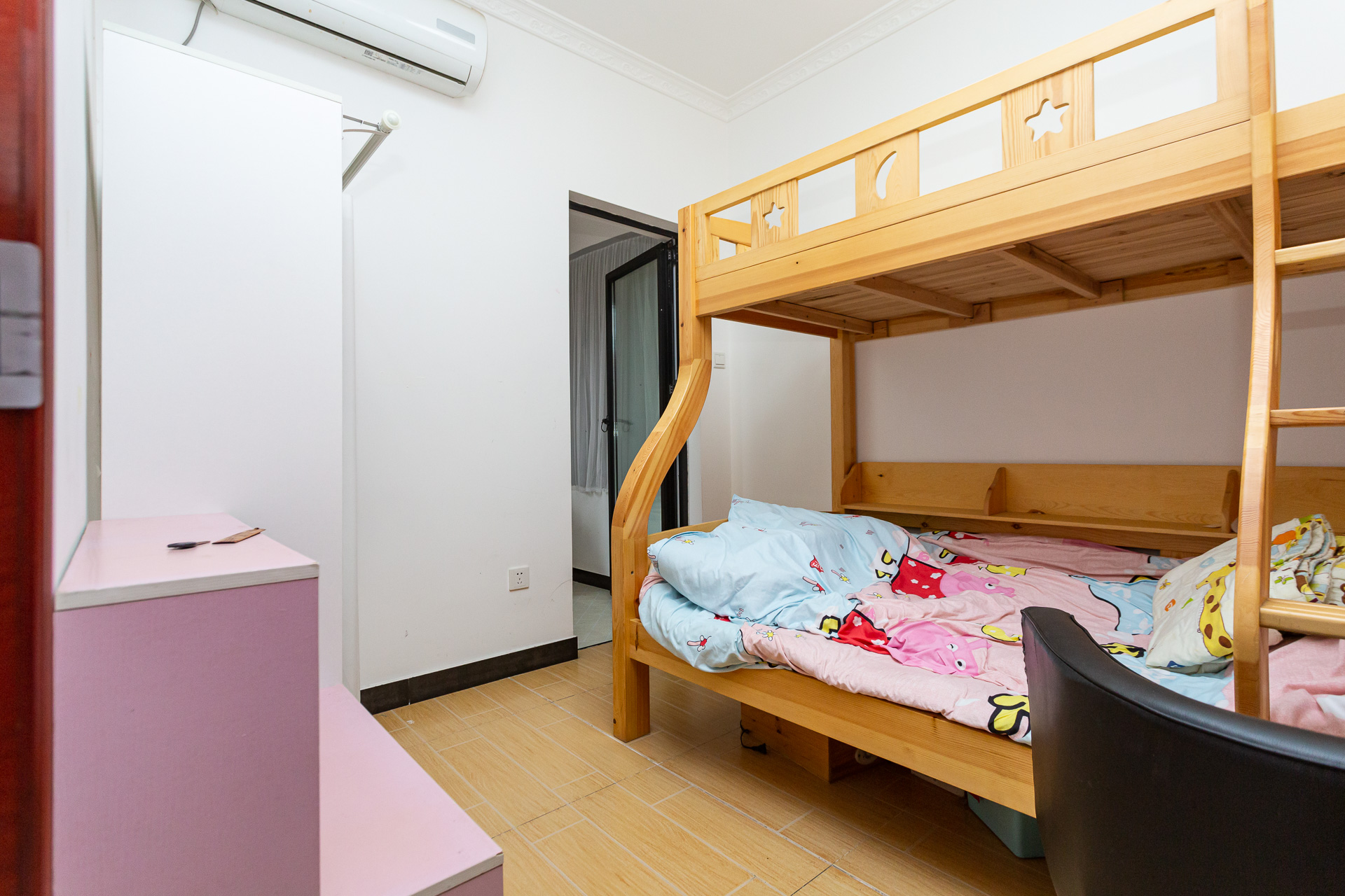 润和之悦(金泽园) 2室2厅1卫 57.0万 润和之悦(金泽园) 2室2厅1卫 57.0万卧室