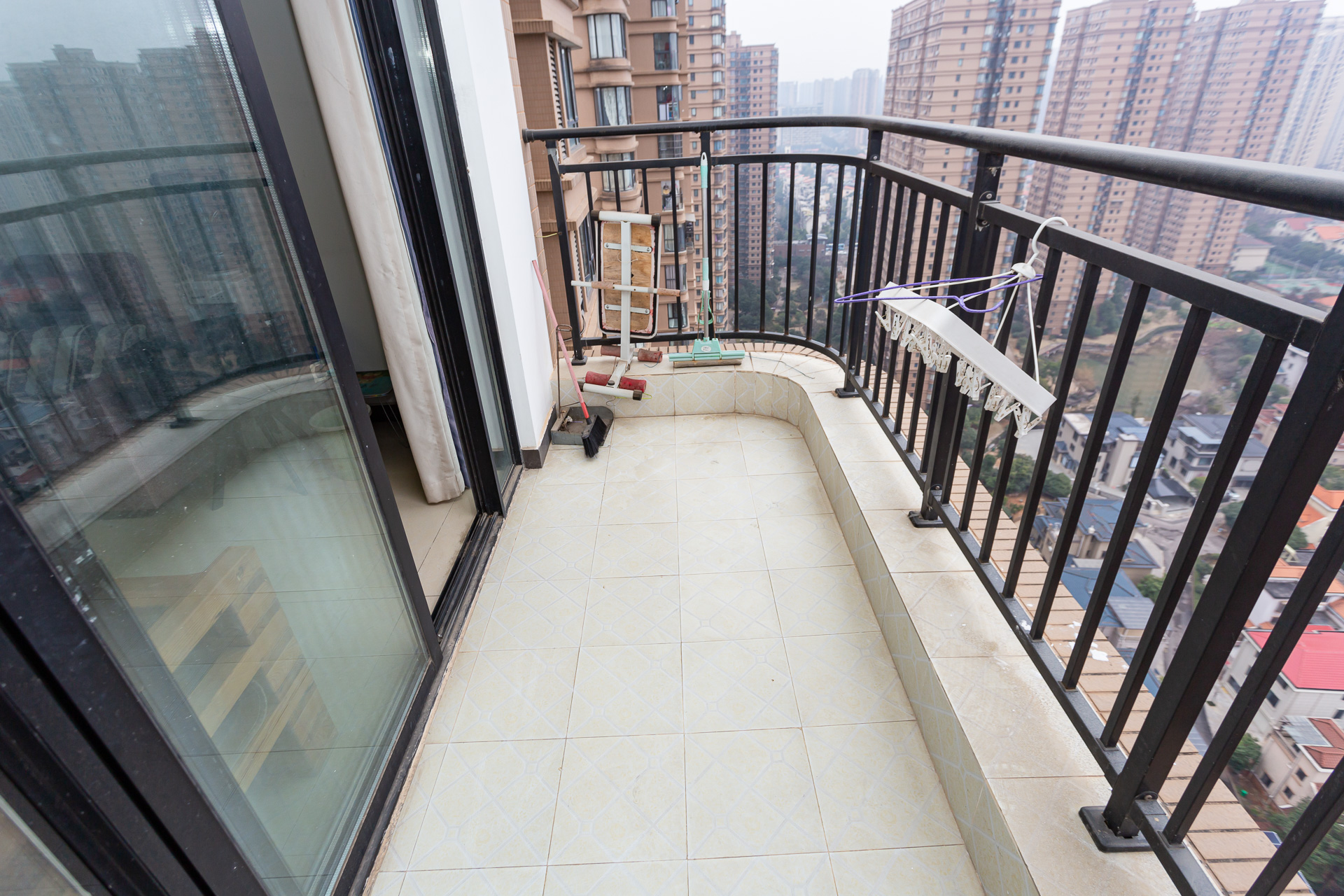 润和之悦(金泽园) 2室2厅1卫 57.0万 润和之悦(金泽园) 2室2厅1卫 57.0万阳台