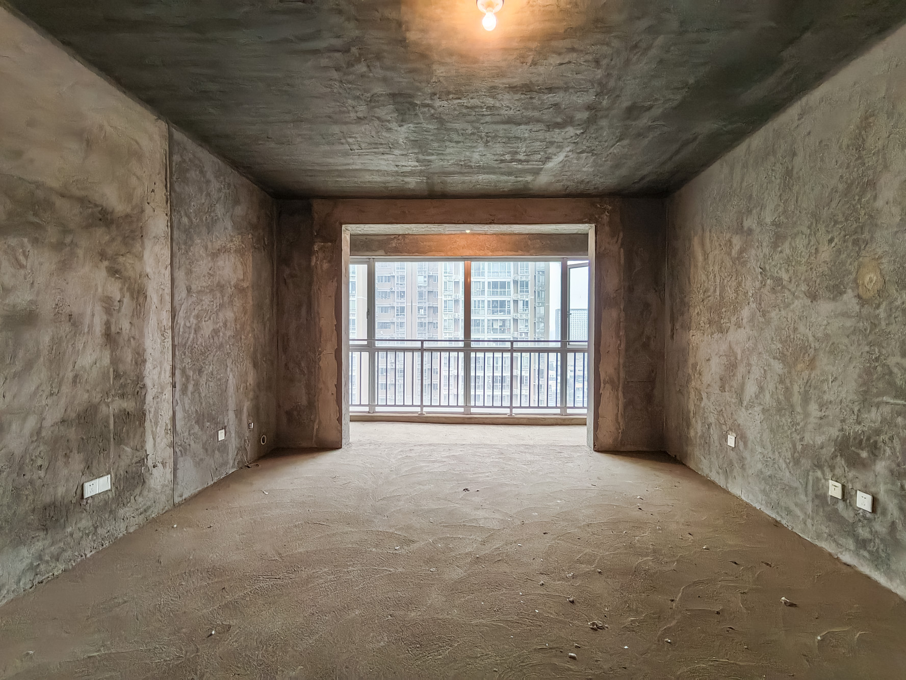 恒广国际景园一二区 3室2厅2卫 108.68万 恒广国际景园一二区 3室2厅2卫 108.68万客厅