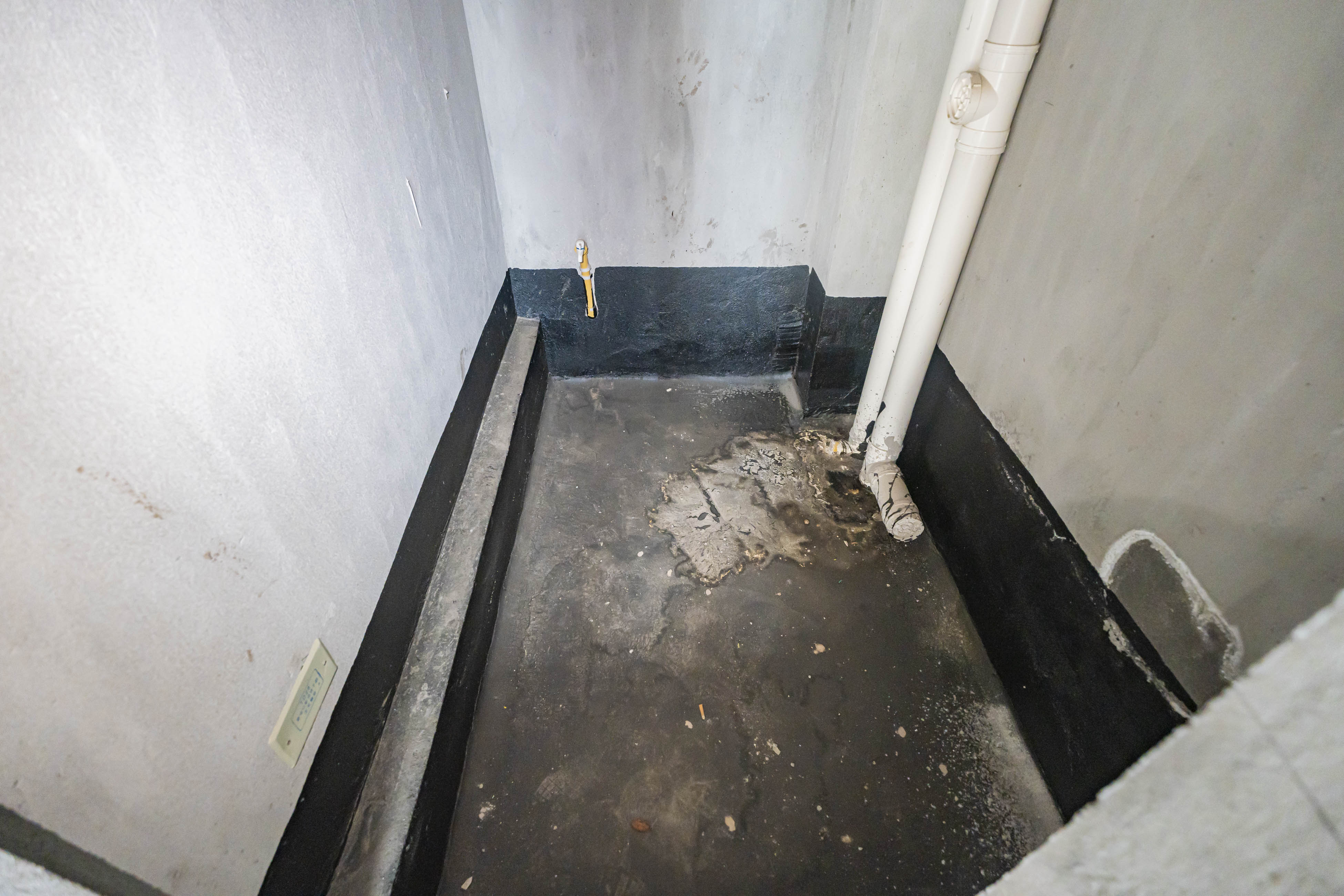 里约荟  1室1厅1卫   48.00万卫生间