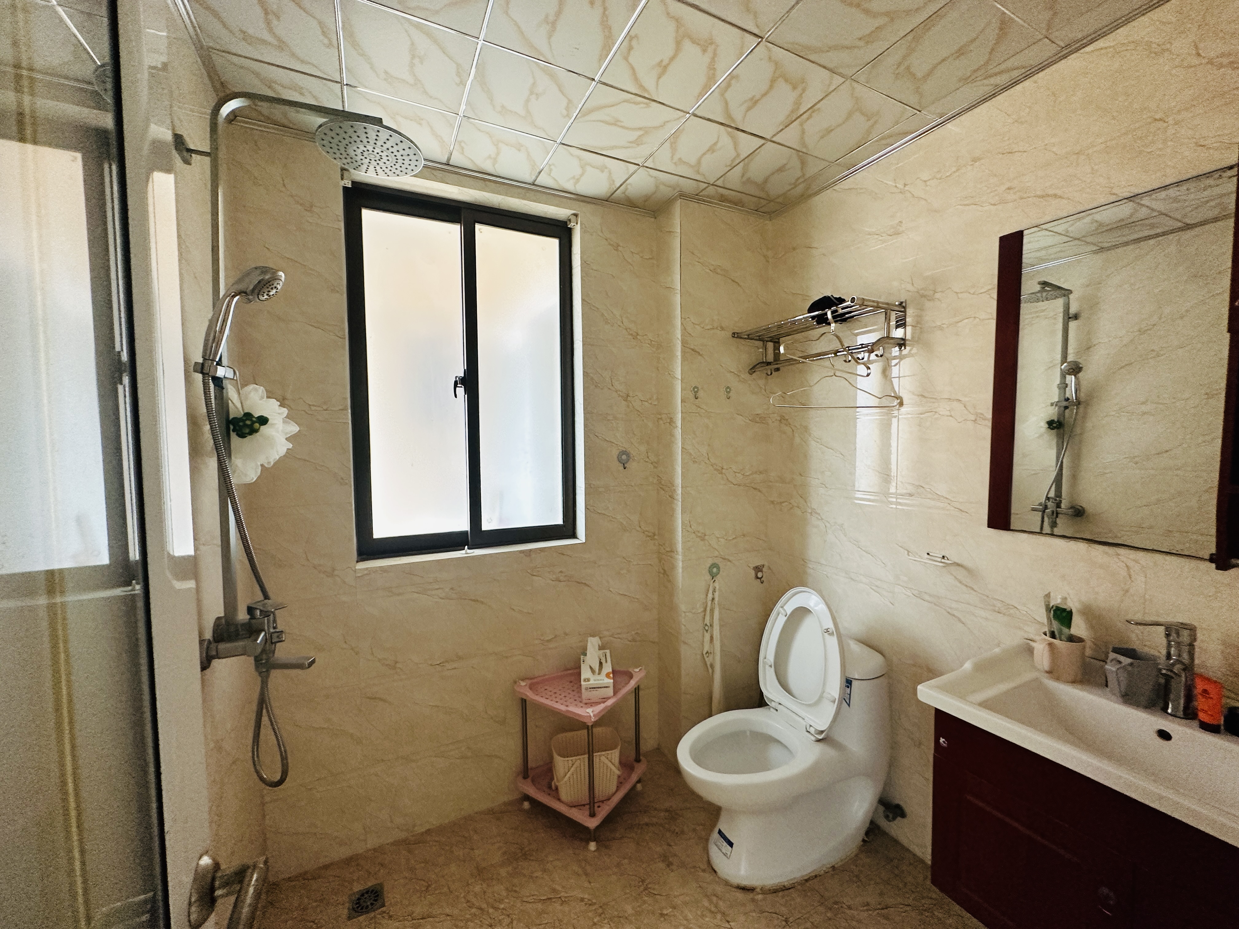 海岛国际名城  2室2厅2卫    142.0万 海岛国际名城  2室2厅2卫    142.0万卫生间