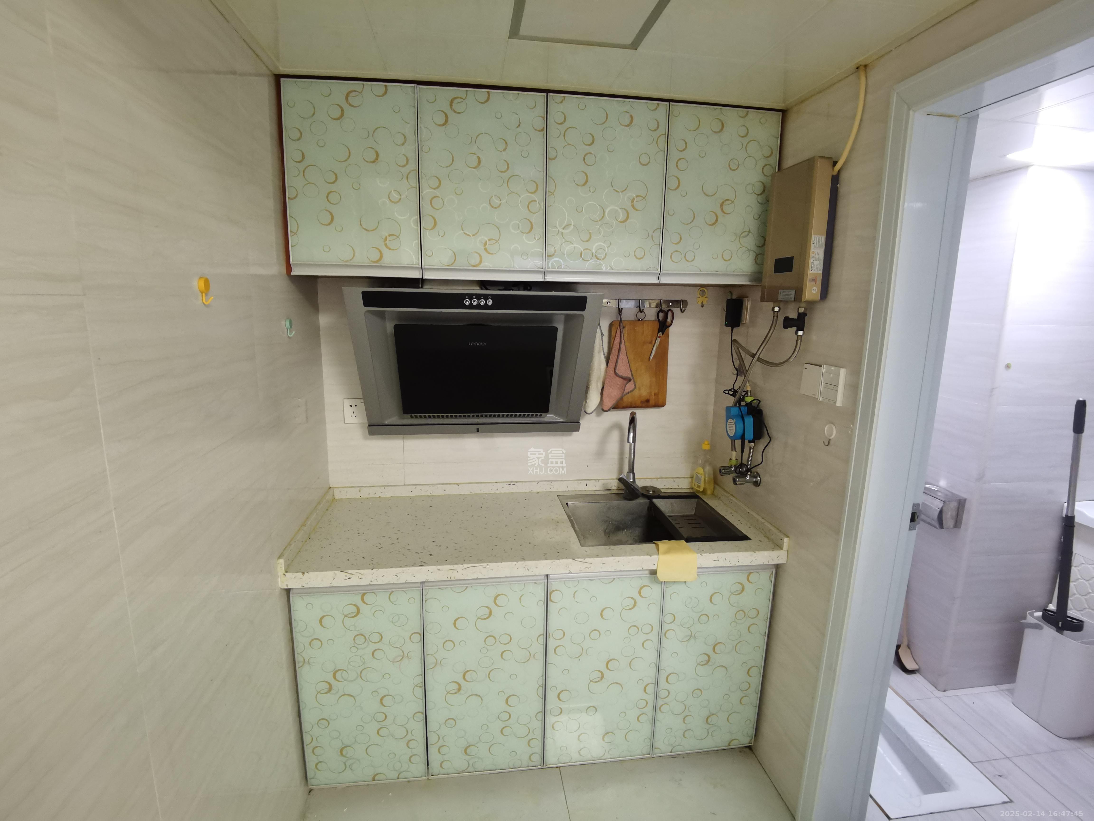 中交里城  2室1廳1衛(wèi)   2100.00元/月室內(nèi)圖