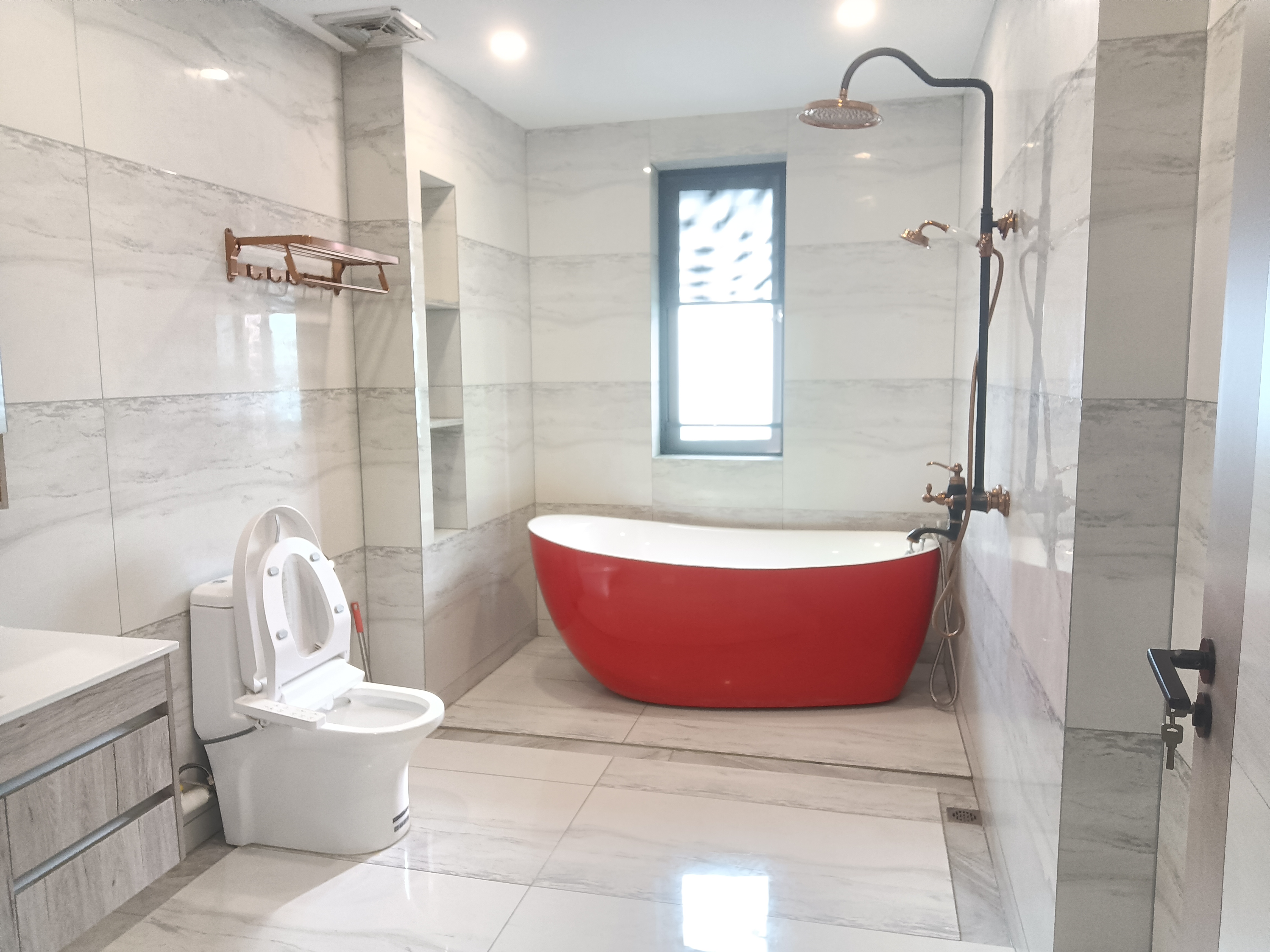 东方天澜汇 4室2厅2卫 9000.0元/月 东方天澜汇 4室2厅2卫 9000.0元/月室内图