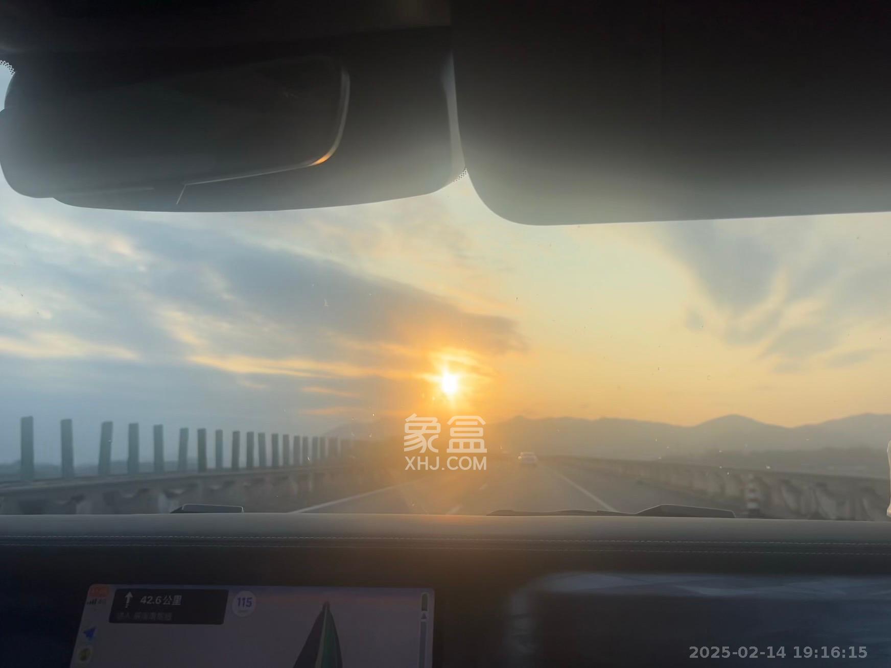 佳辉丽景鑫城  3室2厅2卫    3600.0元/月 佳辉丽景鑫城  3室2厅2卫    3600.0元/月