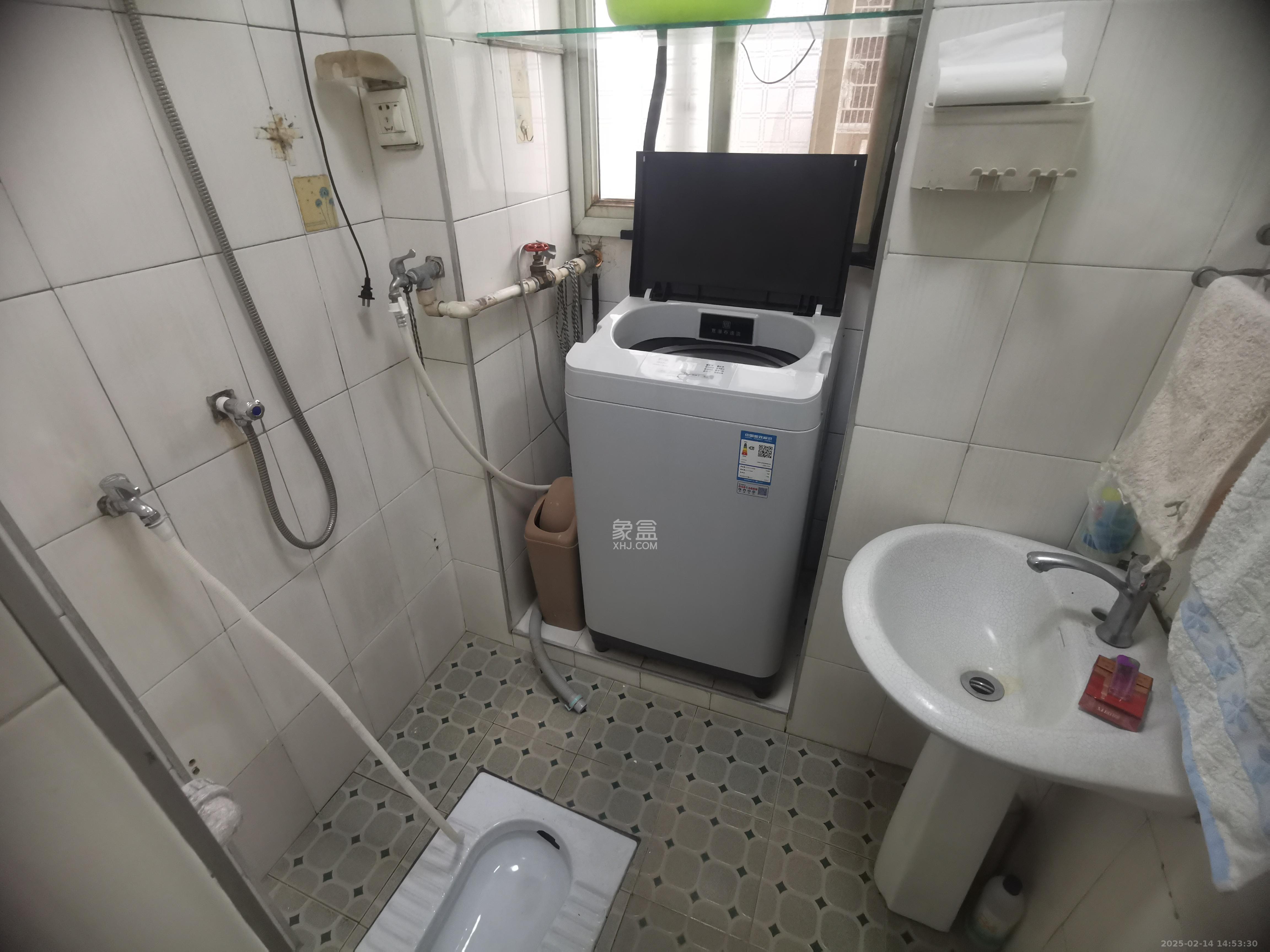 福康里湘运宿舍 2室2厅1卫 2500.0元/月 福康里湘运宿舍 2室2厅1卫 2500.0元/月室内图