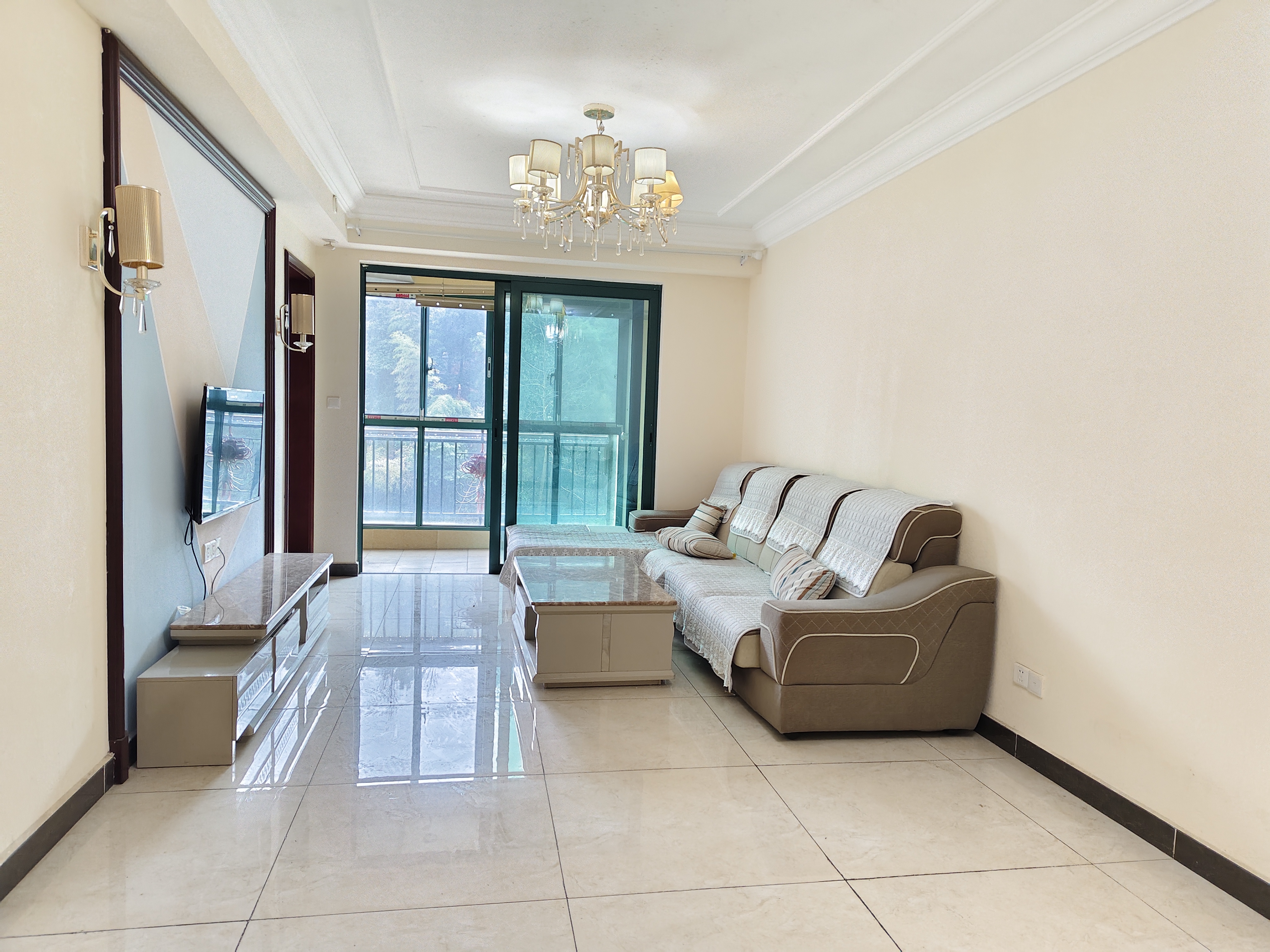 恒大绿洲 2室2厅1卫 1500.0元/月 恒大绿洲 2室2厅1卫 1500.0元/月户型图