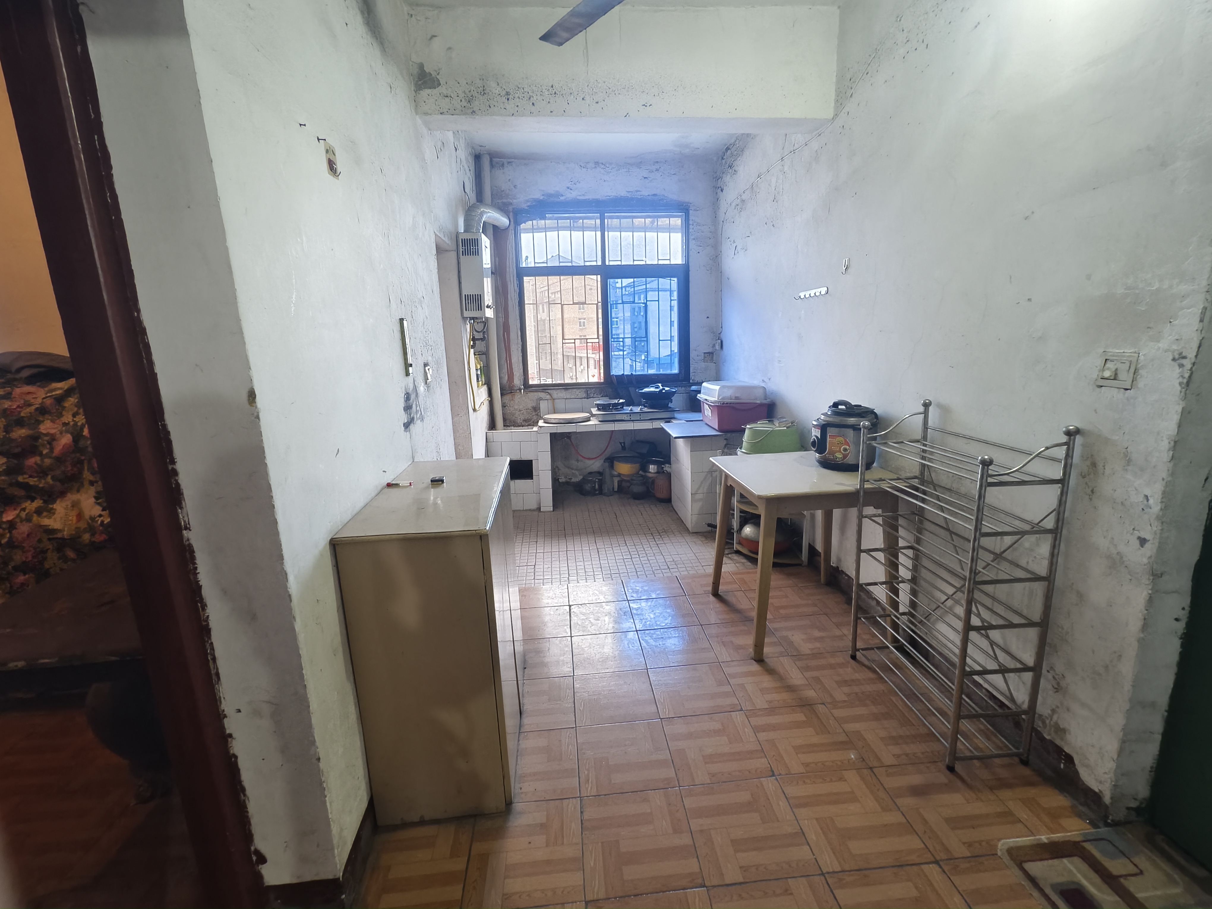 万富街 3室2厅1卫 18.8万 万富街 3室2厅1卫 18.8万客厅