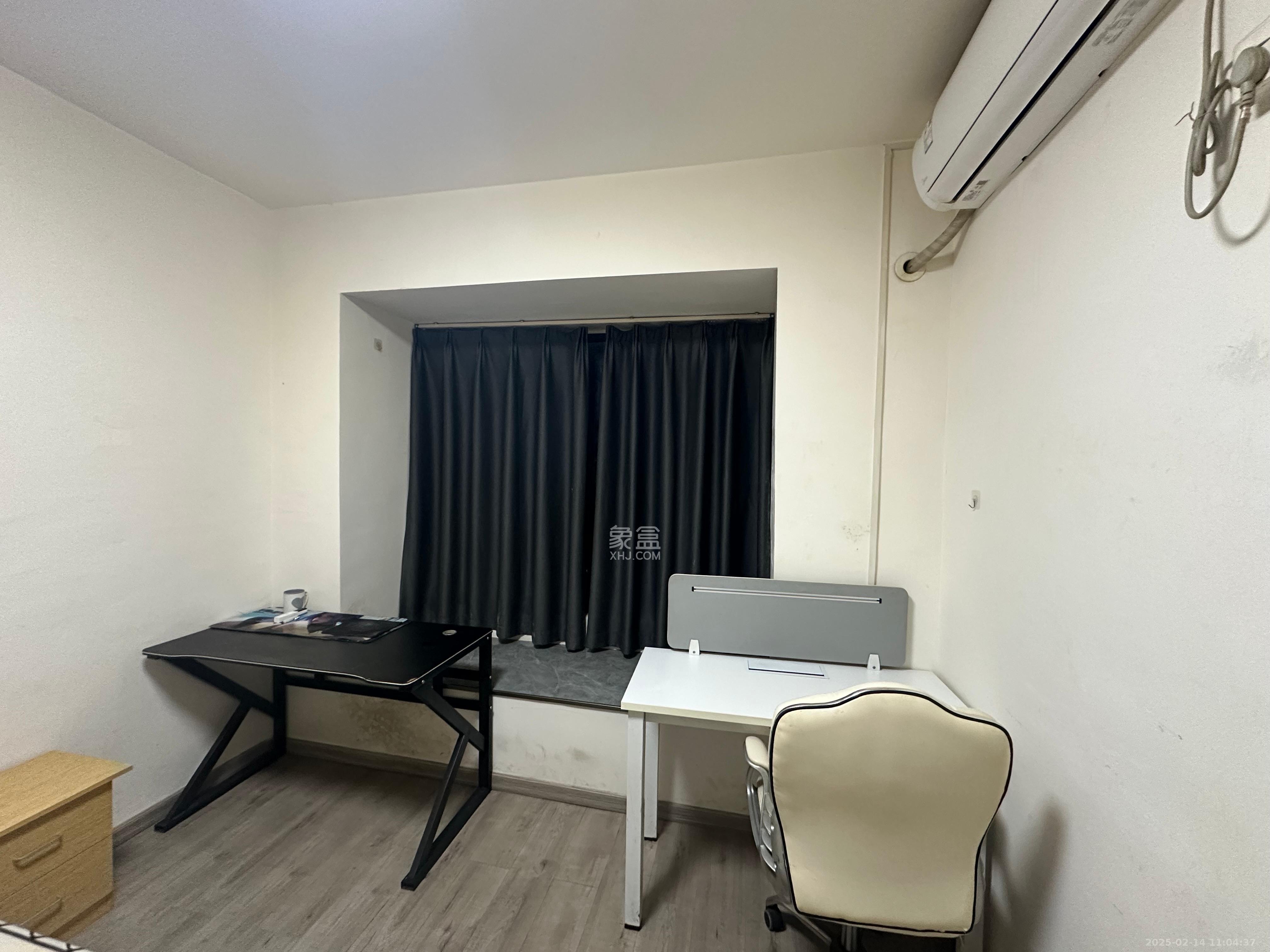 长沙美的梧桐庄园  1室1厅1卫    1200.0元/月 长沙美的梧桐庄园  1室1厅1卫    1200.0元/月室内图