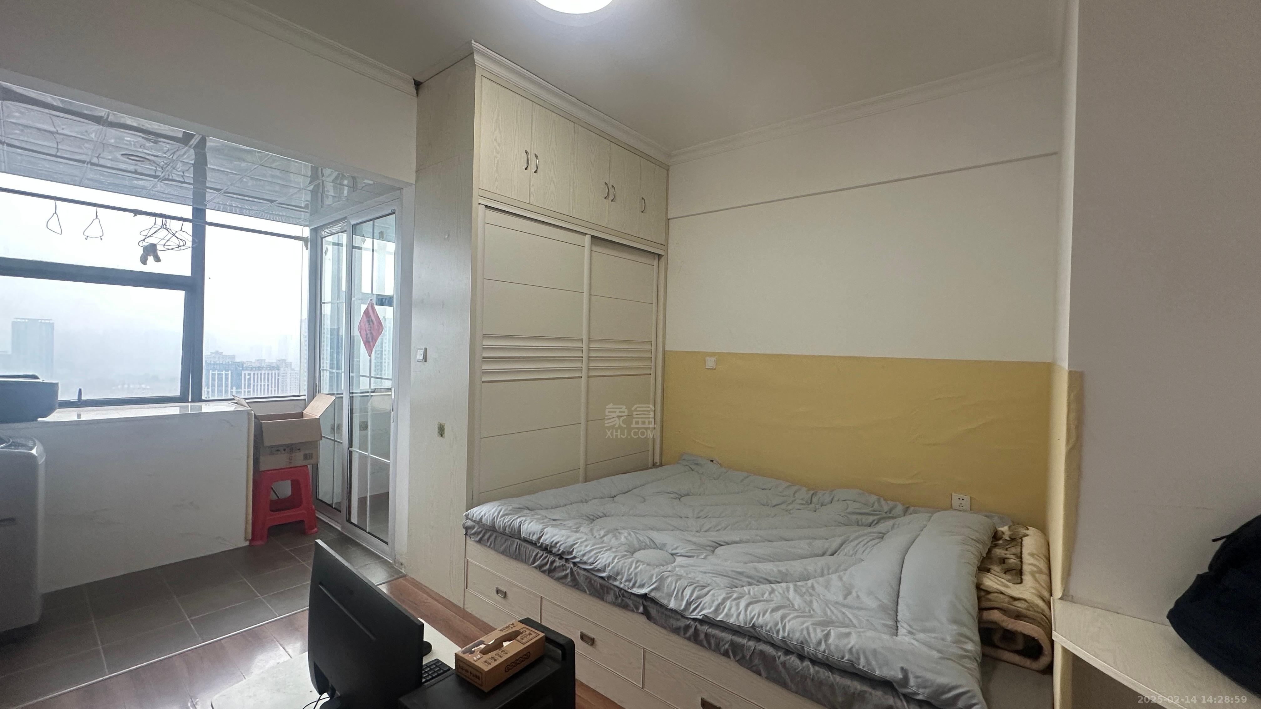 文艺复兴(未来城)  1室1厅1卫    1100.0元/月 文艺复兴(未来城)  1室1厅1卫    1100.0元/月室内图