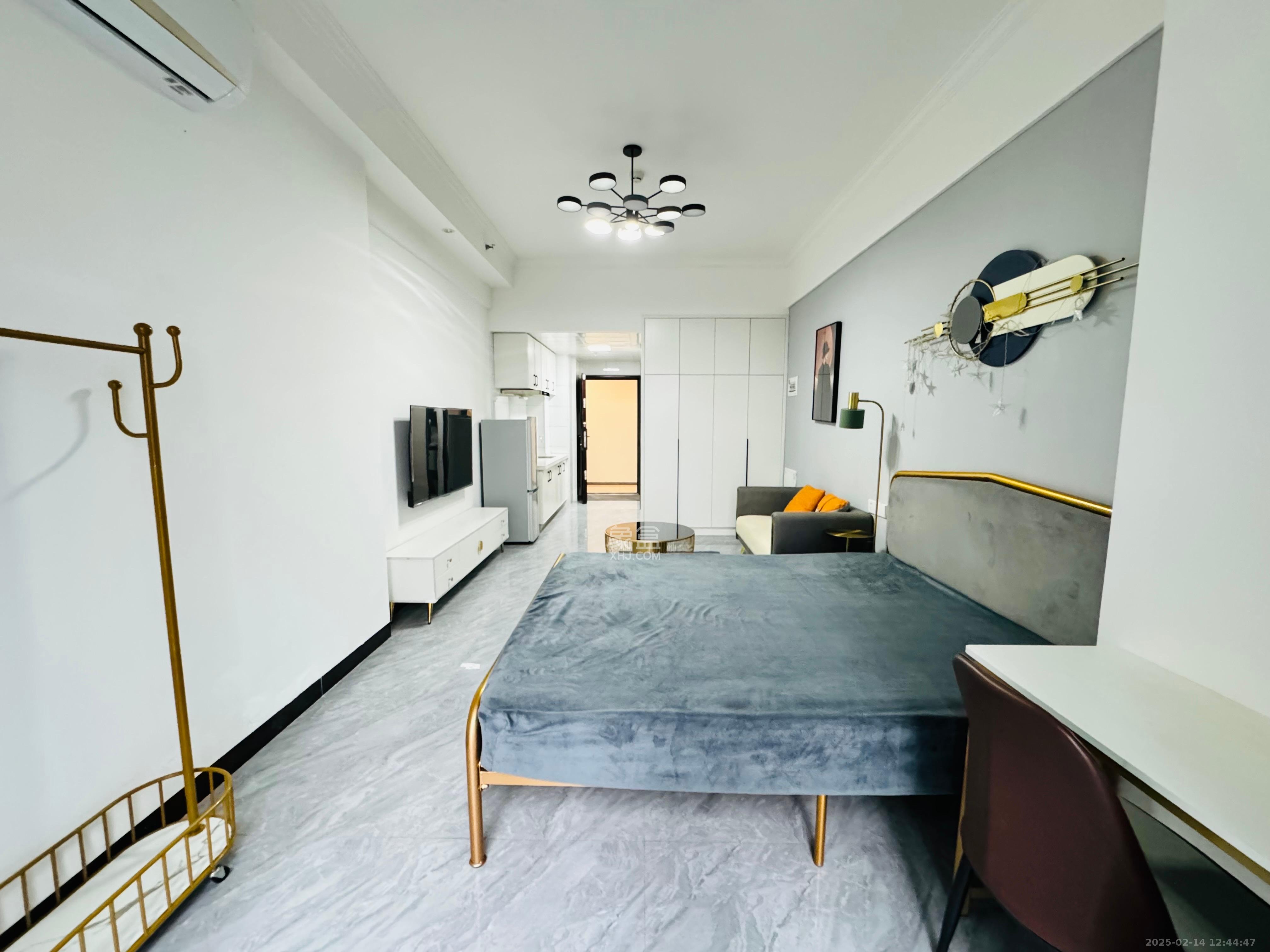 万润时光里 1室0厅0卫 2000.0元/月 万润时光里 1室0厅0卫 2000.0元/月室内图