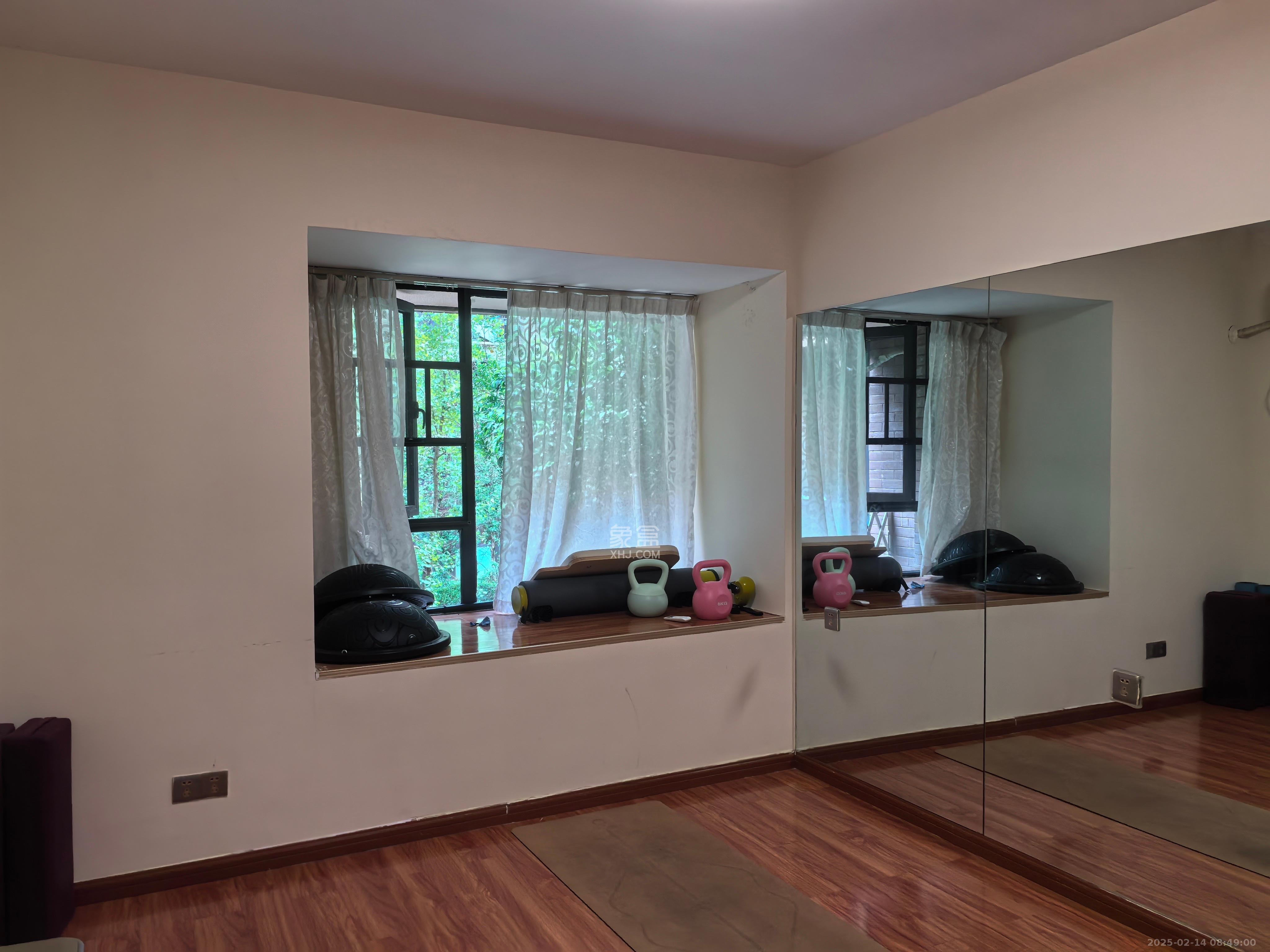 保利麓谷林语F区 4室2厅1卫 5500.0元/月 保利麓谷林语F区 4室2厅1卫 5500.0元/月室内图