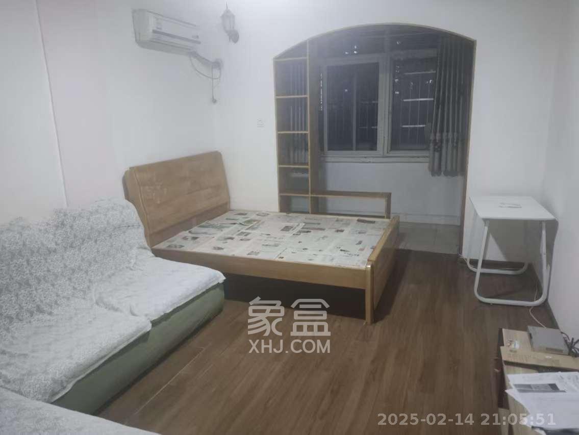 公交金盆小区 1室1厅1卫 1000.0元/月 公交金盆小区 1室1厅1卫 1000.0元/月室内图