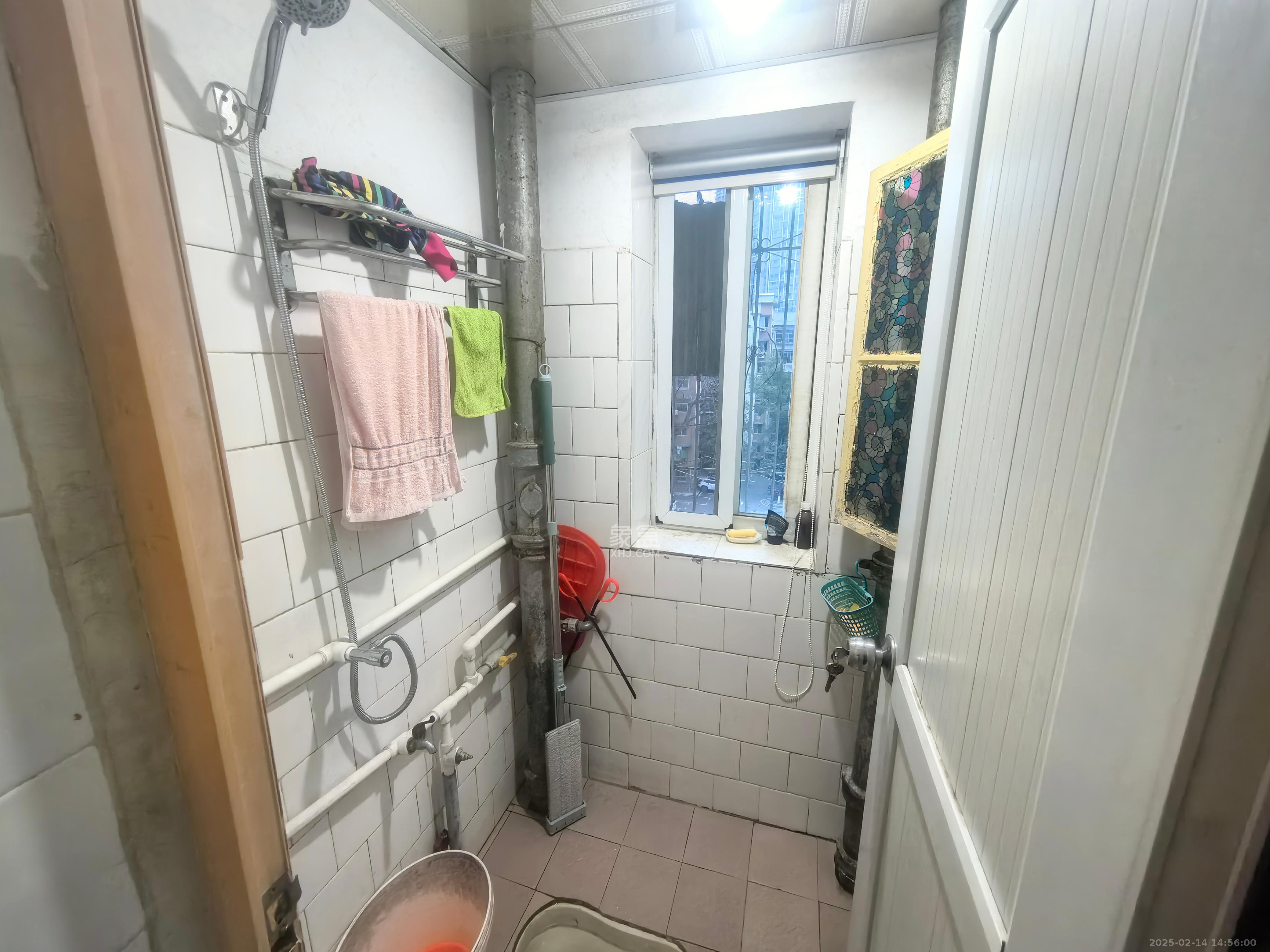 五水厂宿舍 2室1厅1卫 1600.0元/月 五水厂宿舍 2室1厅1卫 1600.0元/月室内图