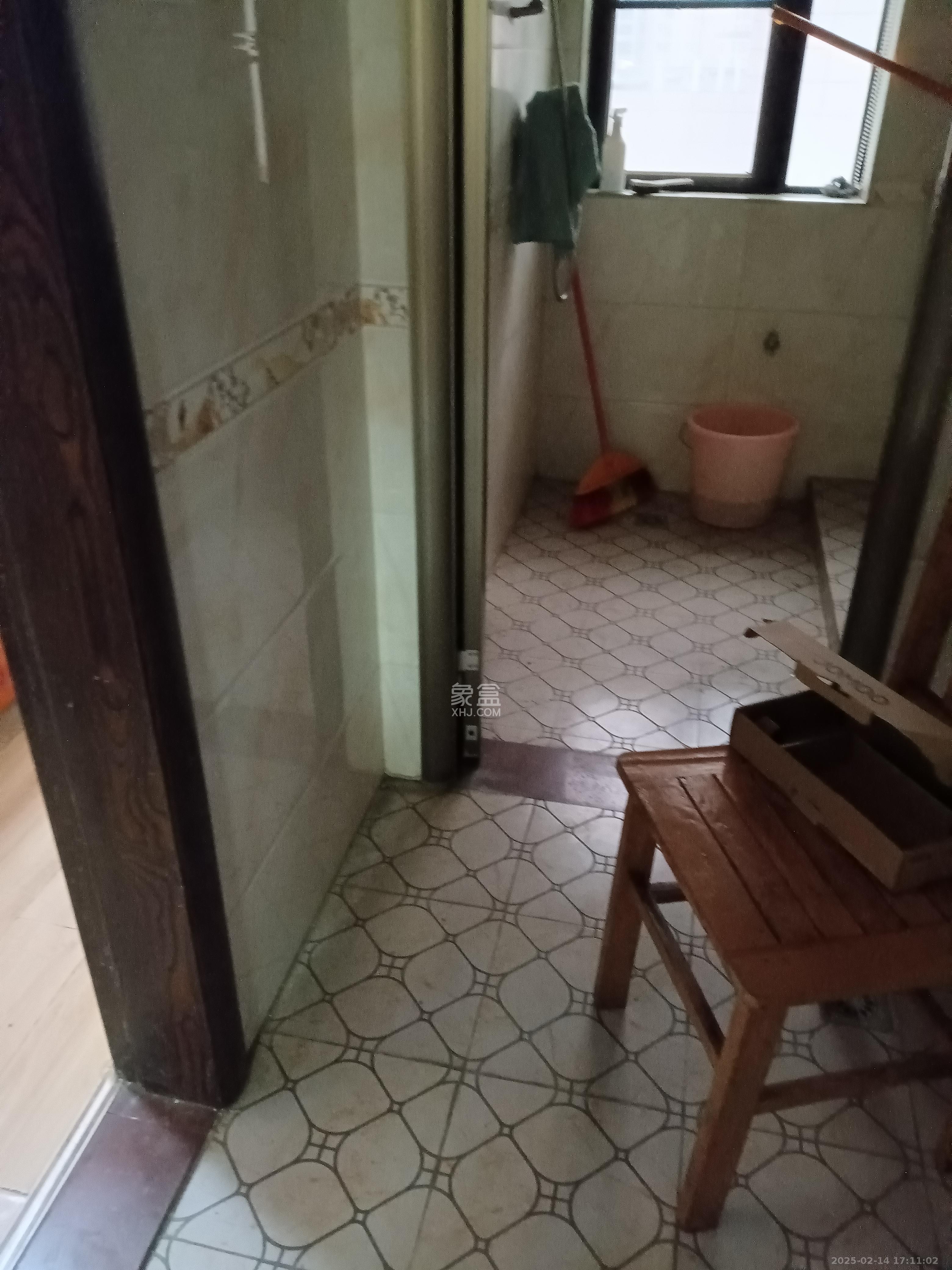 中南红领邦(红星嘉和苑) 3室1厅1卫 2500.0元/月 中南红领邦(红星嘉和苑) 3室1厅1卫 2500.0元/月室内图